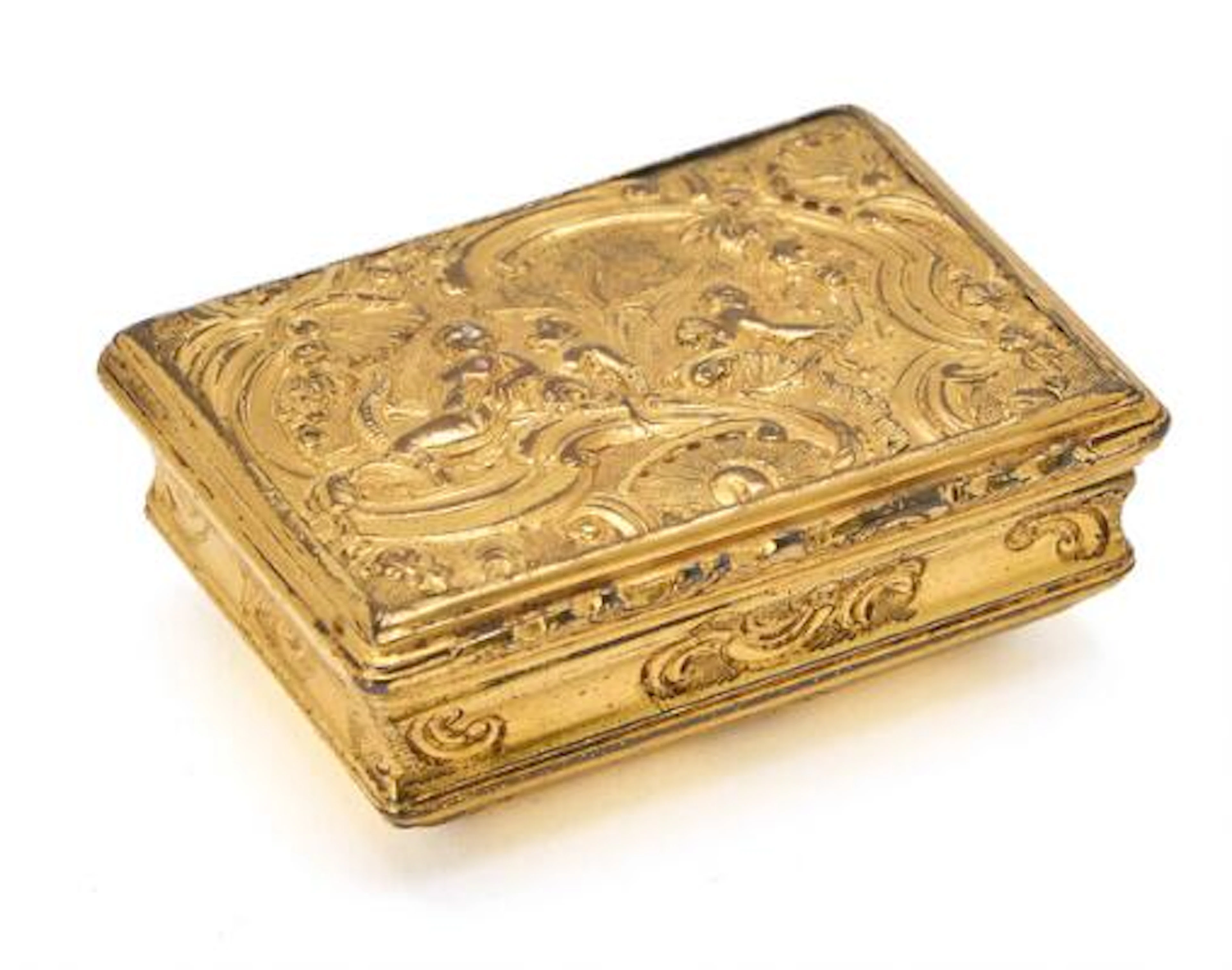 A small Rococo gilt bronze snuff box. Unmarked, probably France, 18th