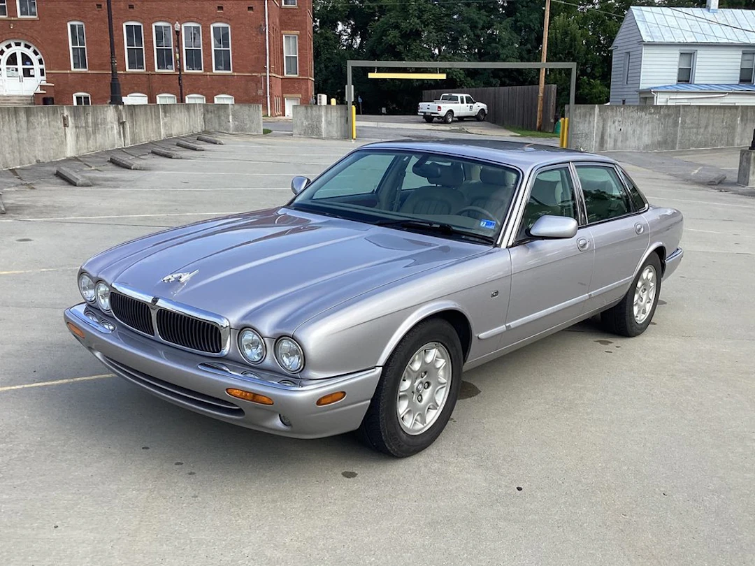 2000 Jaguar XJ8