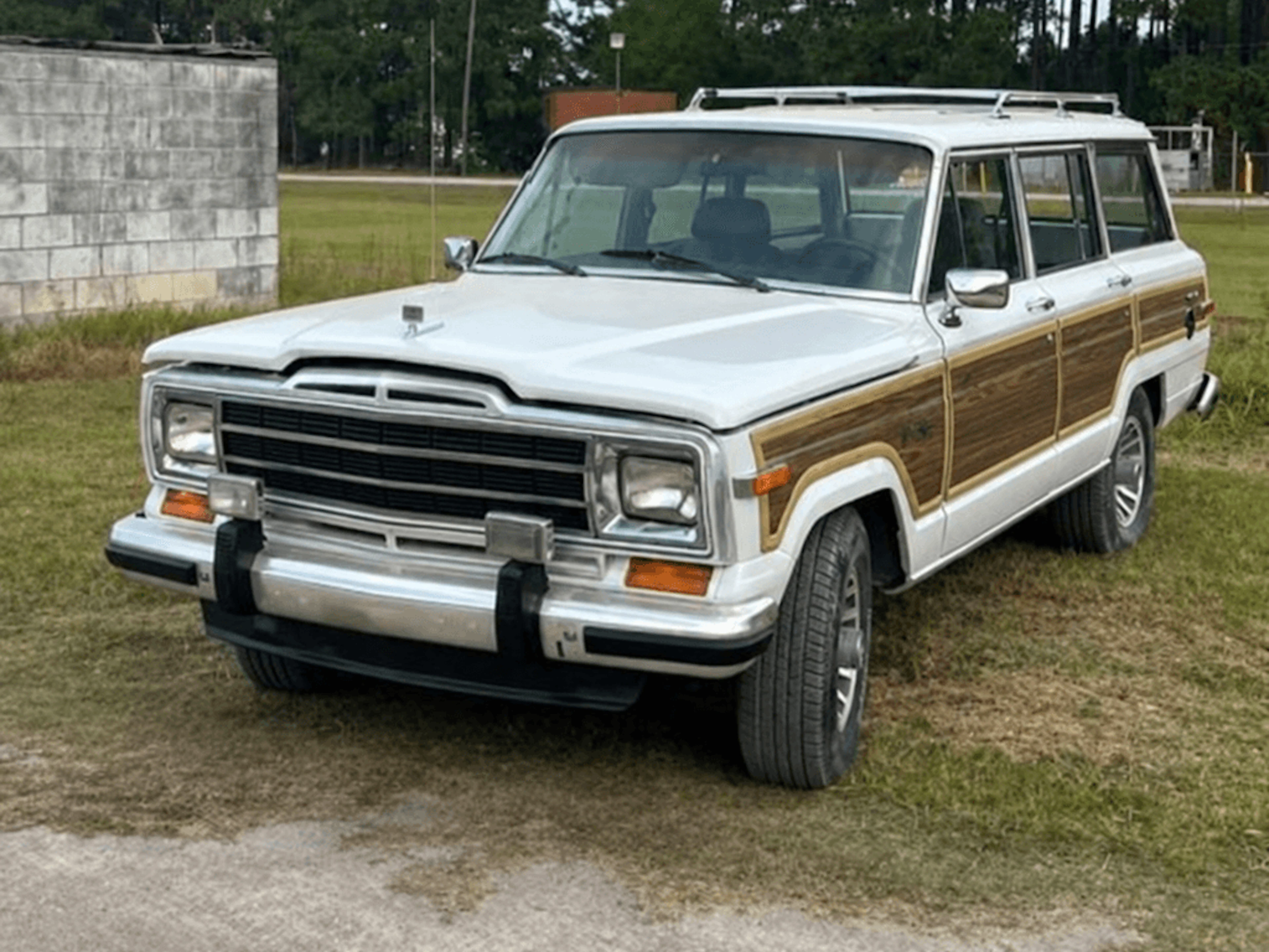 1988 Jeep Grand Wagoneer