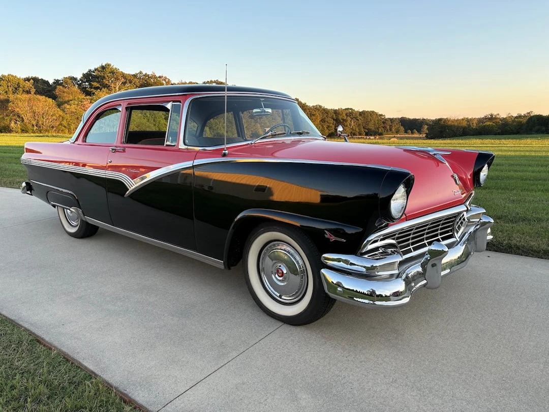 1956 Ford Fairlane