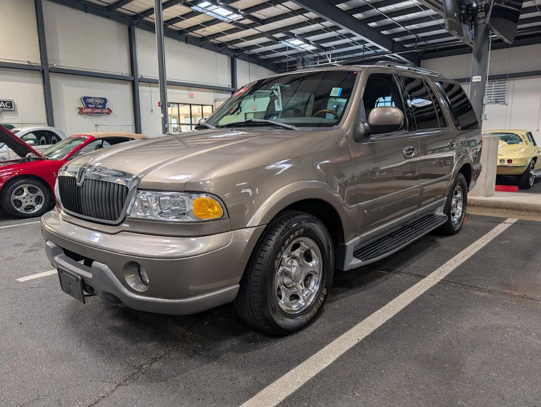 2002 Lincoln Navigator