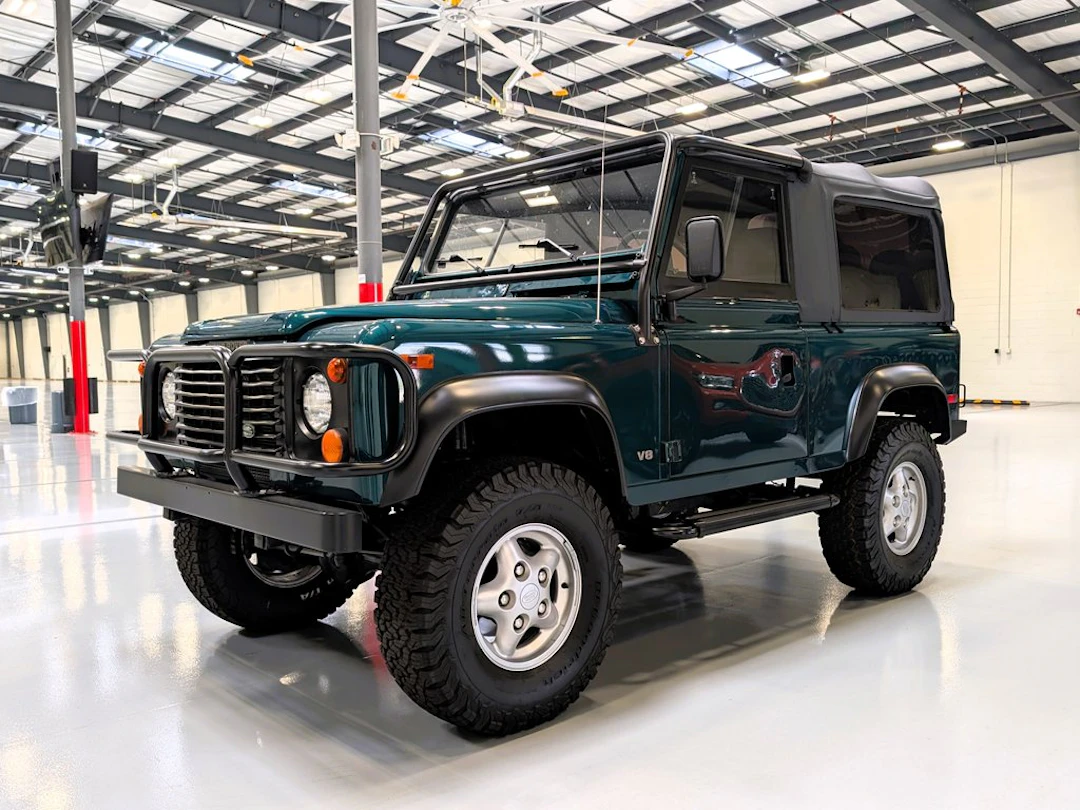 1997 Land Rover Defender 90 NAS