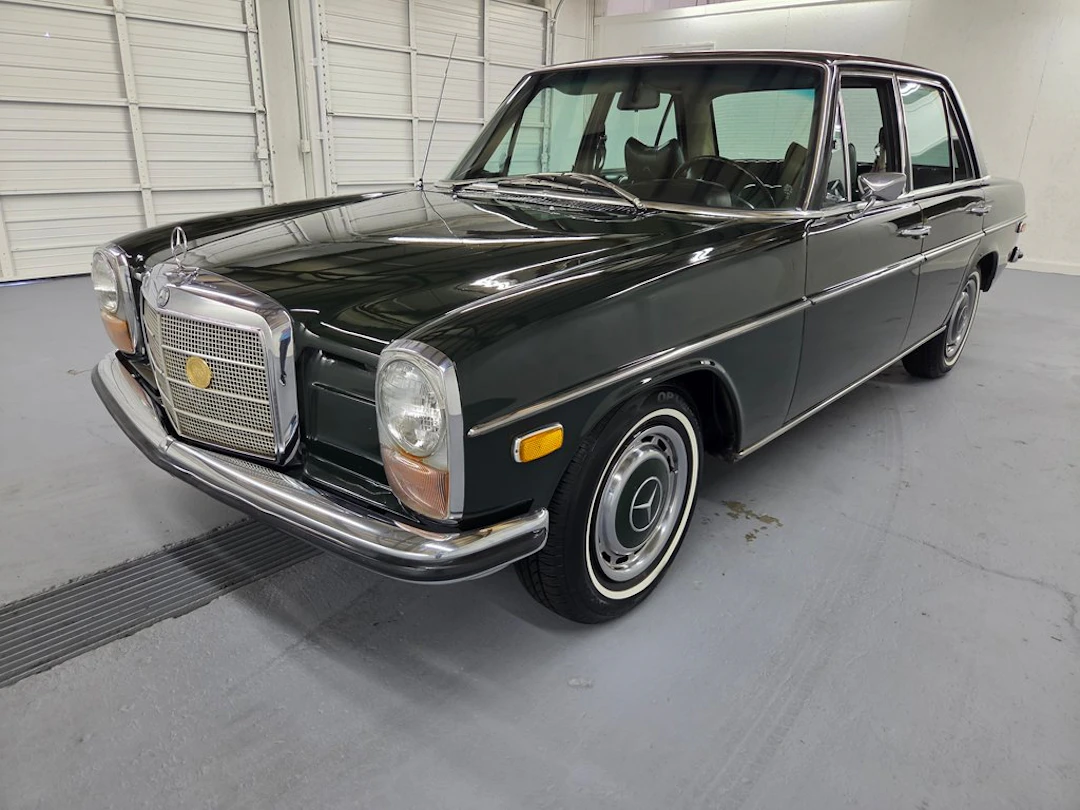 1971 Mercedes-Benz 220