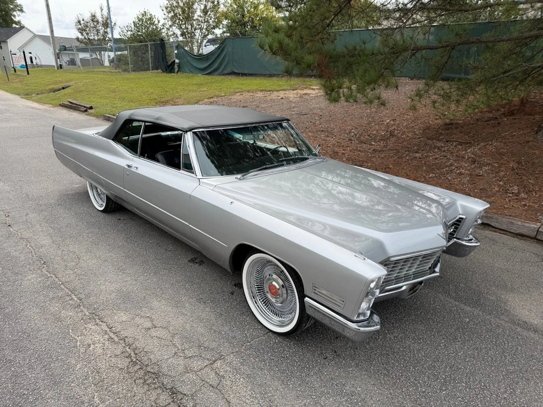 1967 Cadillac DeVille RestoMod