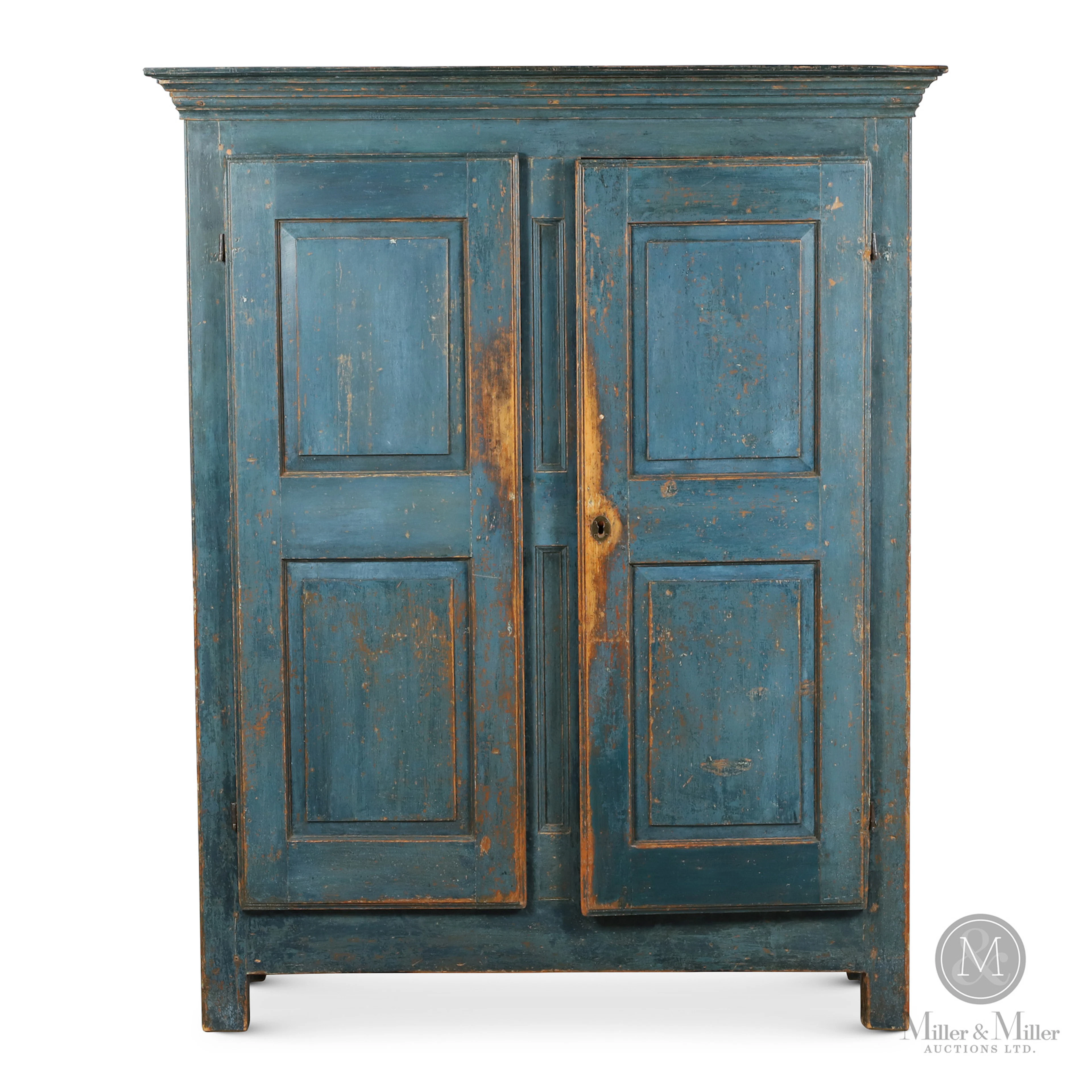 Armoire Bleu à 8 panneaux / 8-Panel Blue Armoire