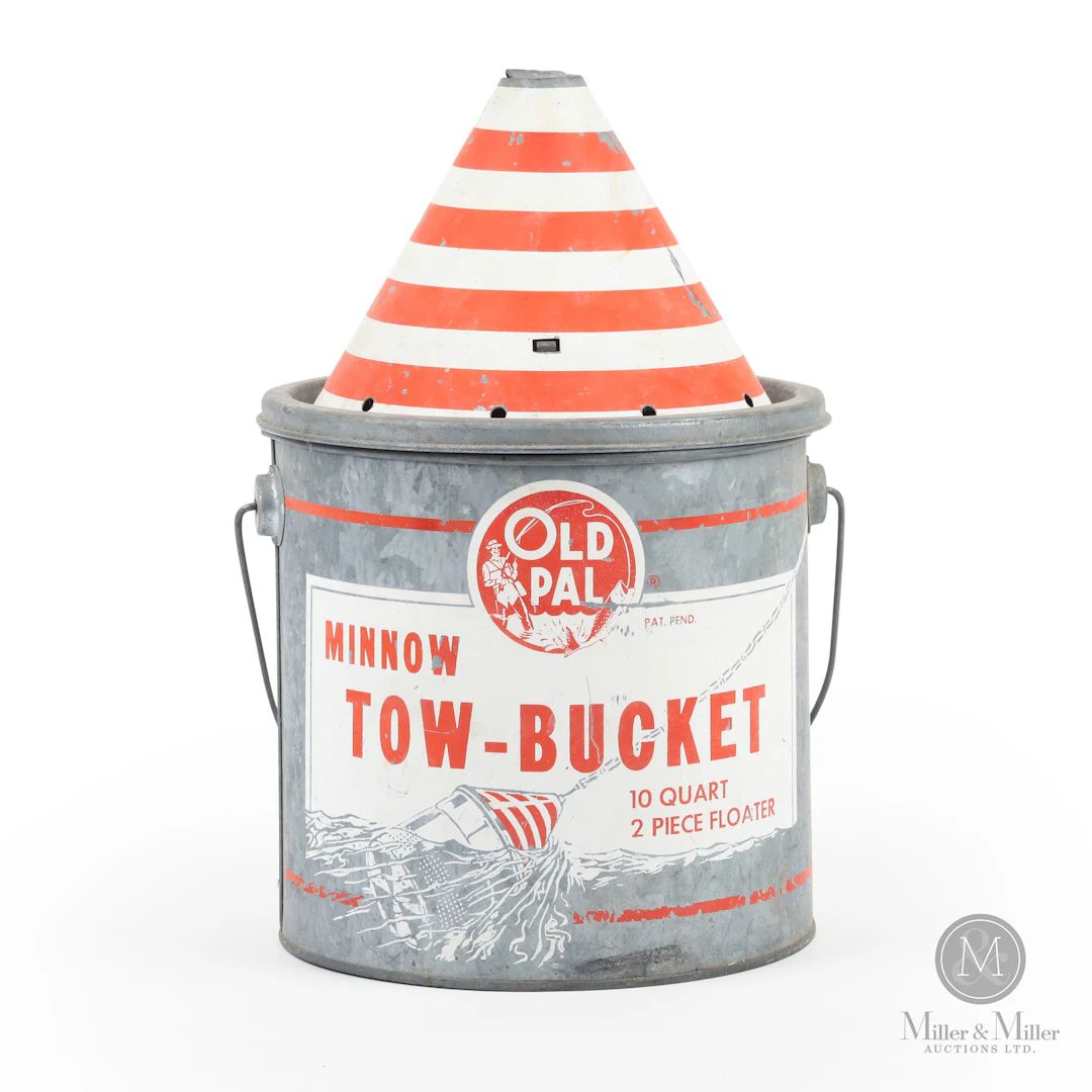 Old Pal Circus Top Minnow Tow-Bucket