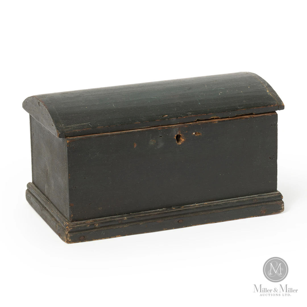 New Brunswick Dome Top Box