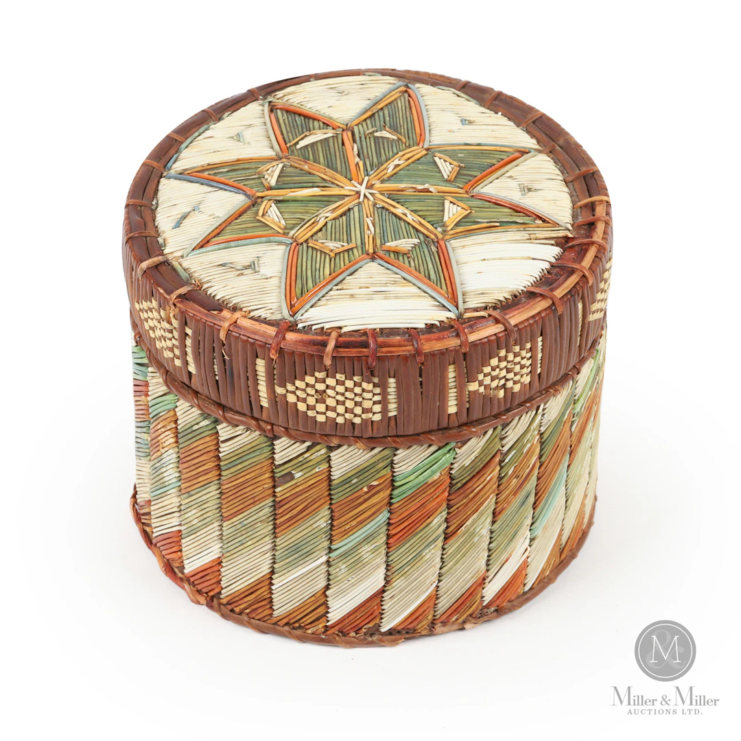 Lunenburg County Compass Star Quill Box