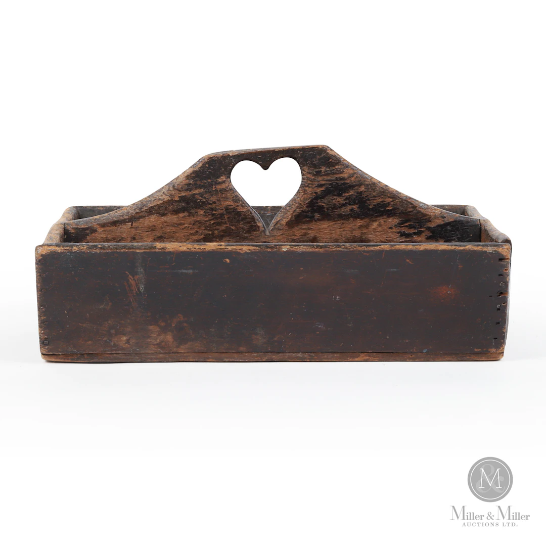 Cutlery Box with Heart Handle