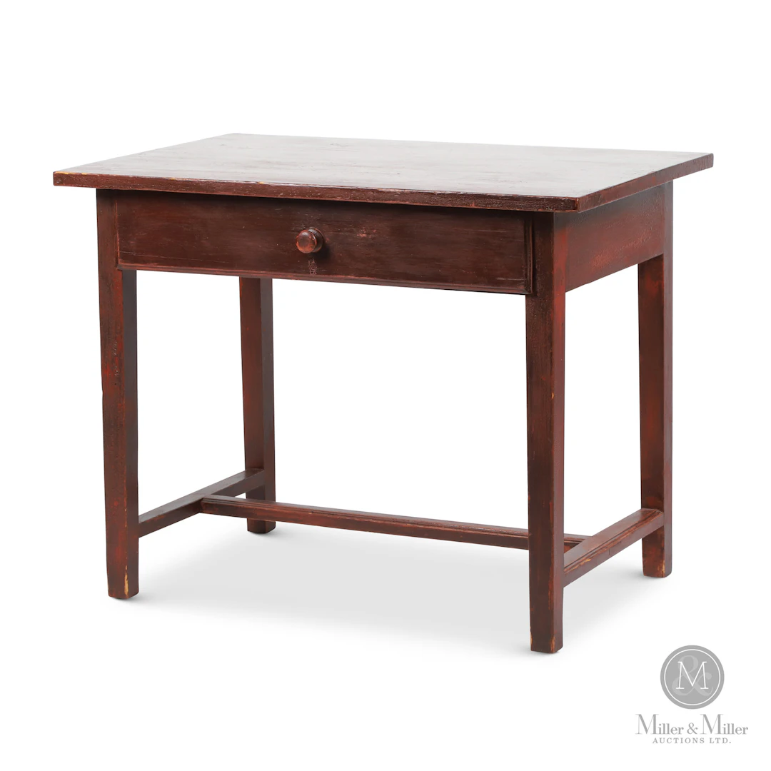 Table à l’Entretoise / Stretcher Table With Drawer