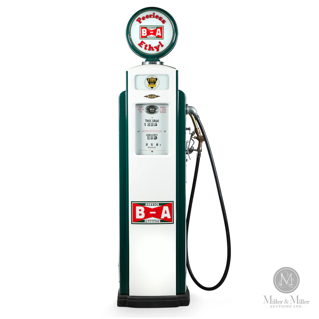 Bennett Model 541 Gas Pump in British-American