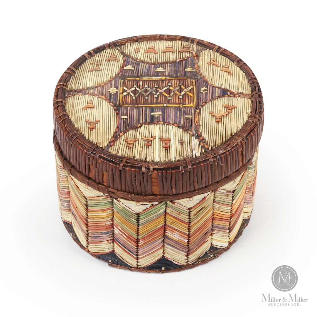 Quill Box with Purple Star
