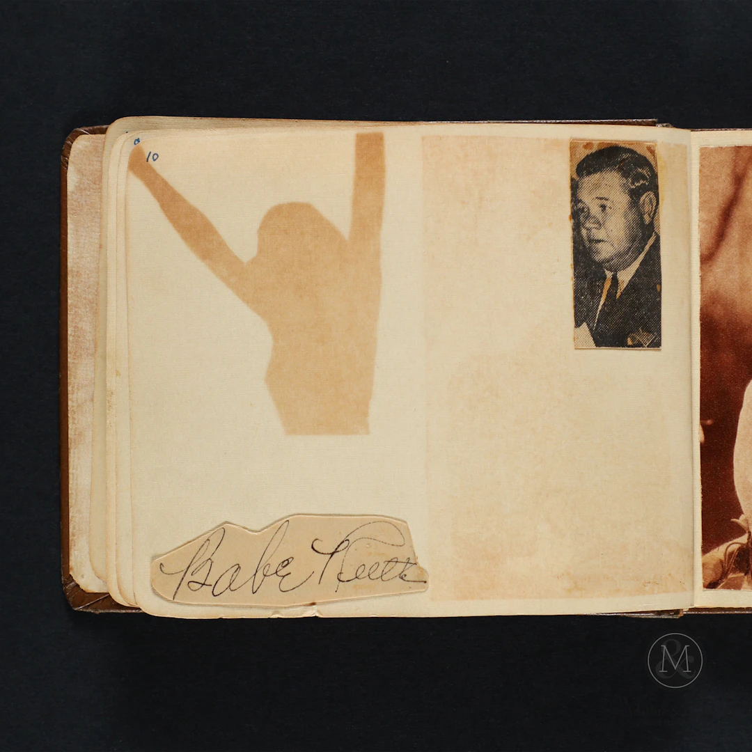 Babe Ruth Autograph in Album w/ Vivien Leigh, Laurence Olivier, Bob