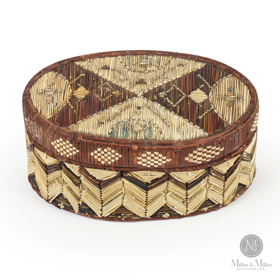 Early Oval Quill Box