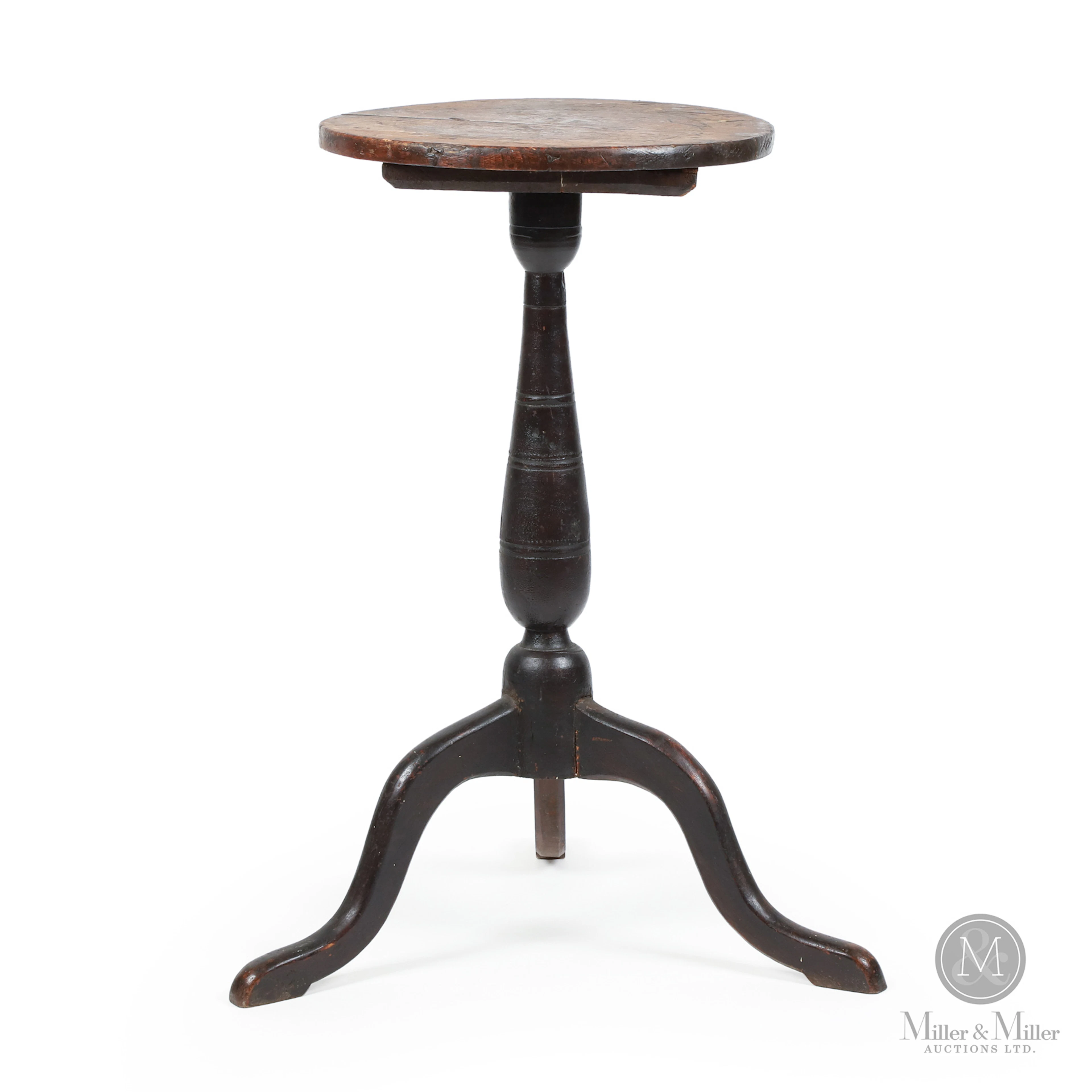 Country Chippendale Candlestand