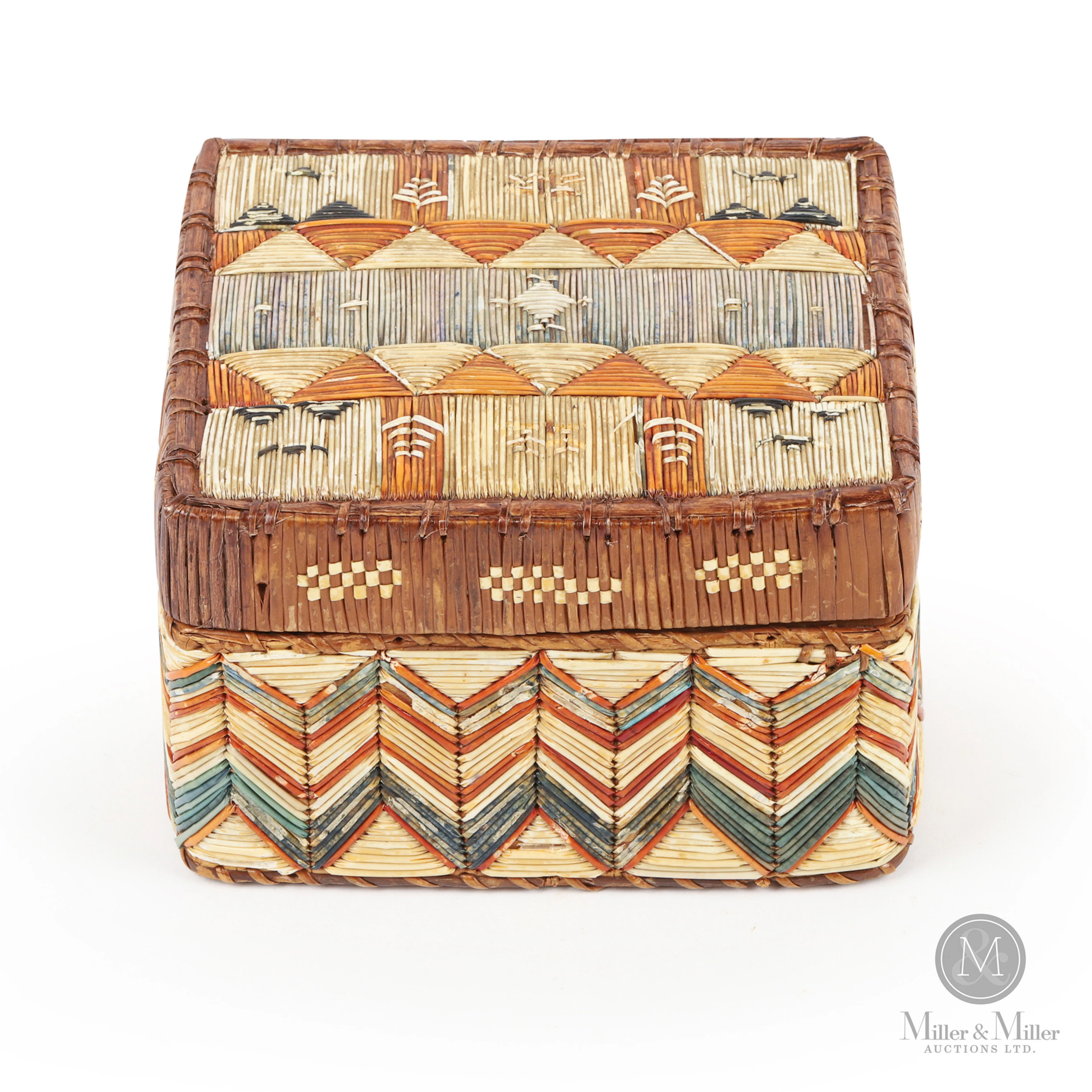 Nova Scotia Provenance Quill Box With Sawtooth Motif