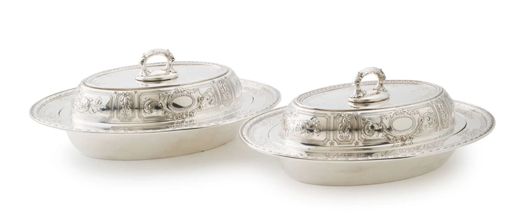 A pair of American sterling silver entrée dishes, Gorham Manufacturing