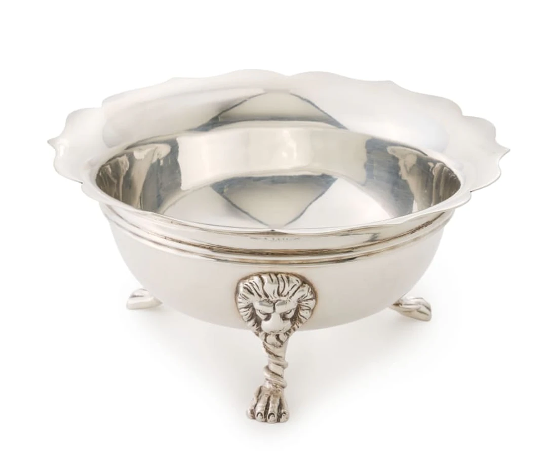 An Edward VII silver bowl, Hewson & Williams, London, 1904