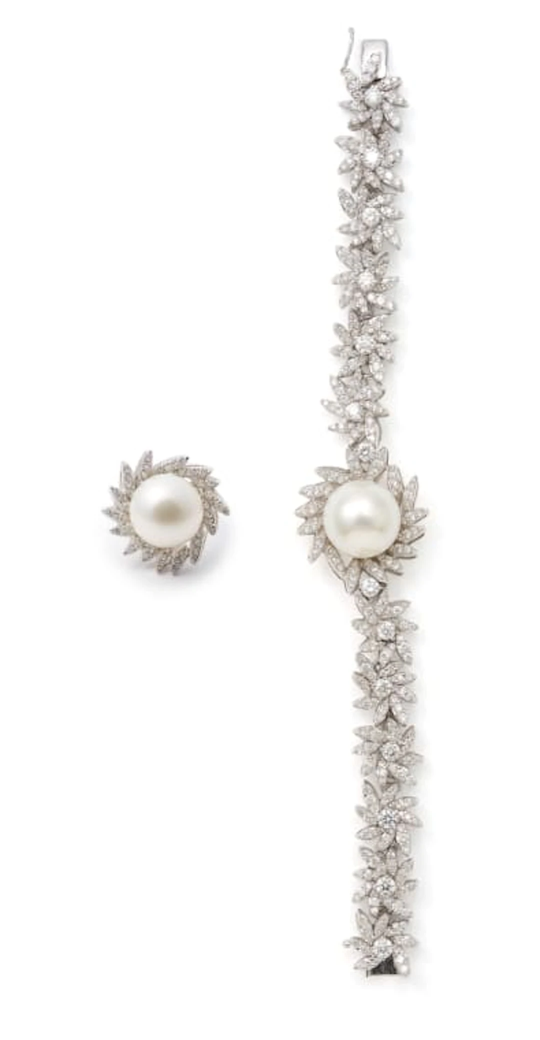 Al Moallim Jewellery; Diamond and South Sea pearl ring and bracelet set