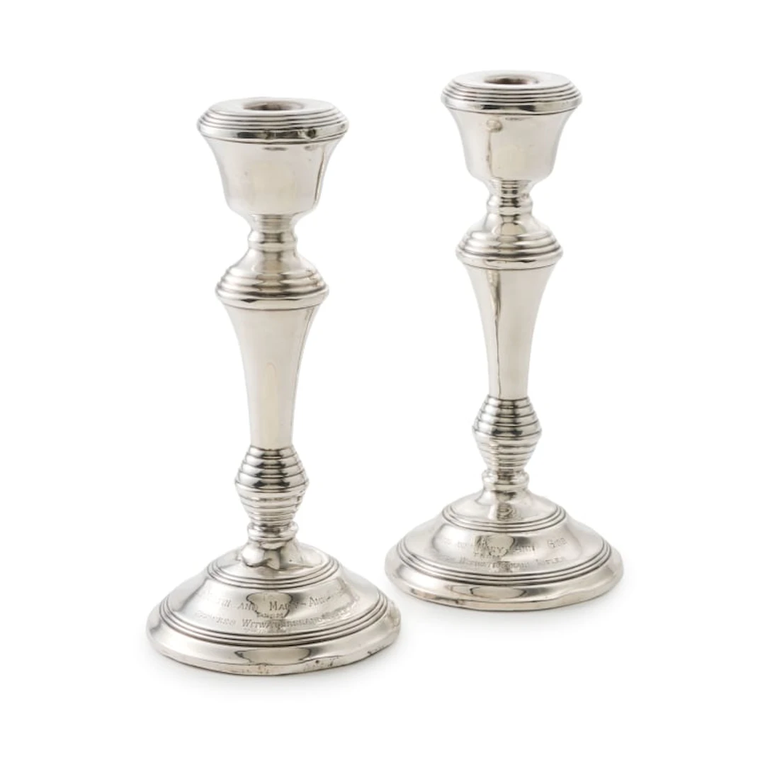 A pair of Elizabeth II silver candlesticks, W I Broadway & Co, Birmingham, 1976