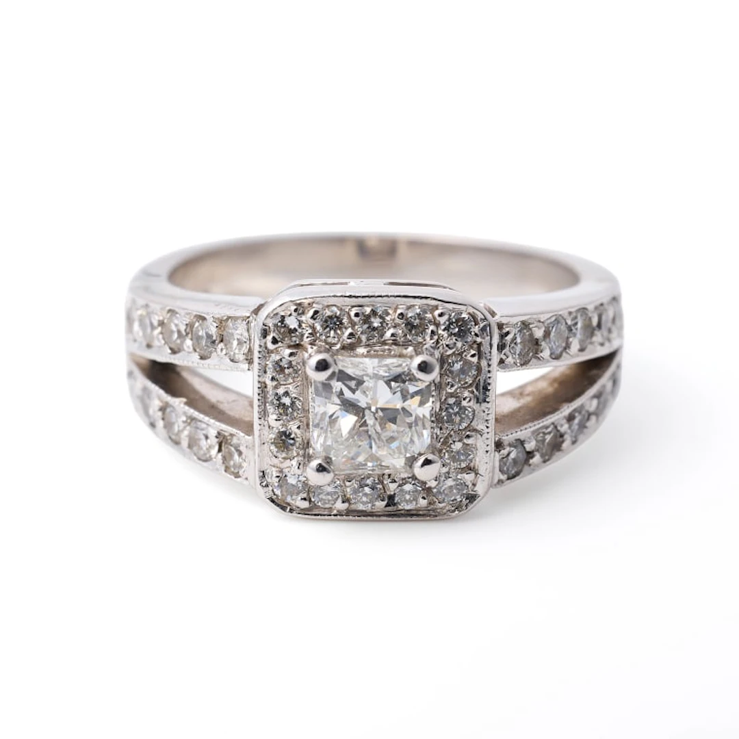 Diamond ring