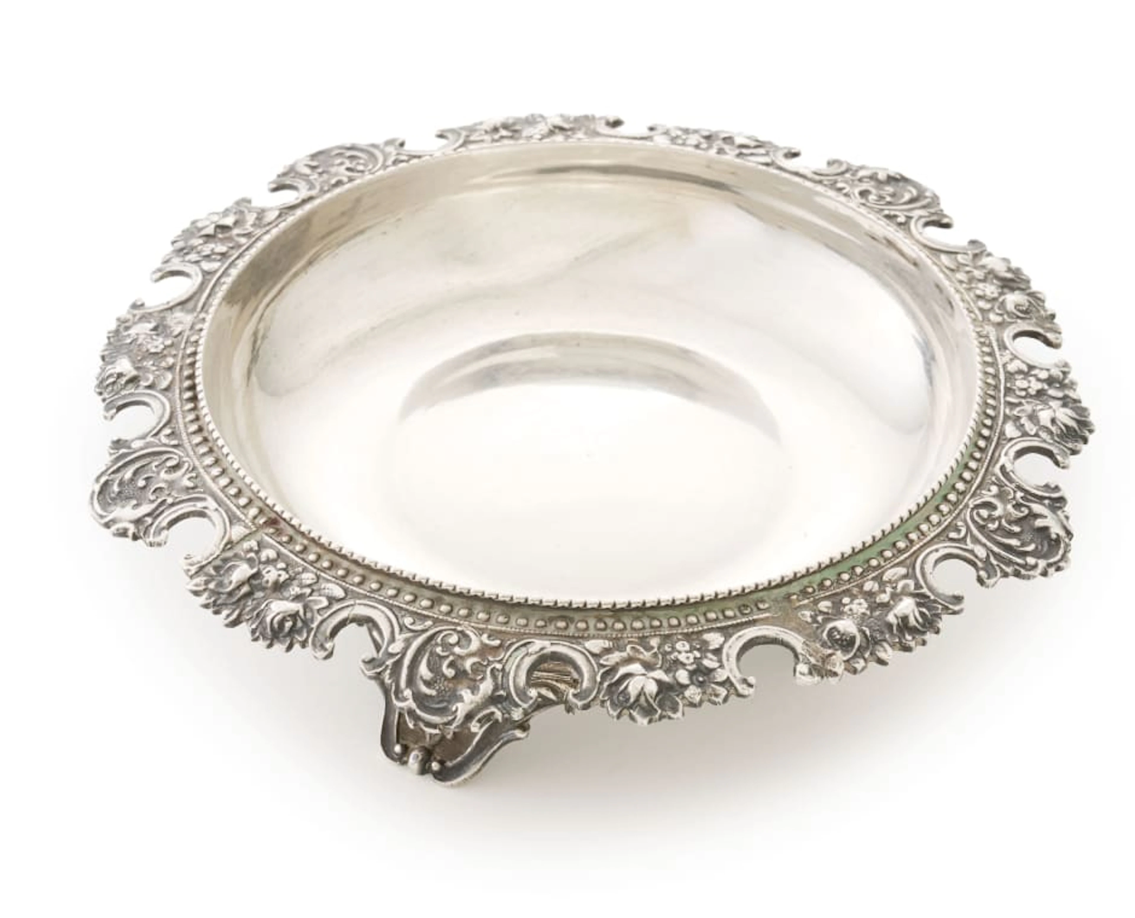 A silver pedestal dish, possibly Greek, hallmarked ATZHTIPH. & S
