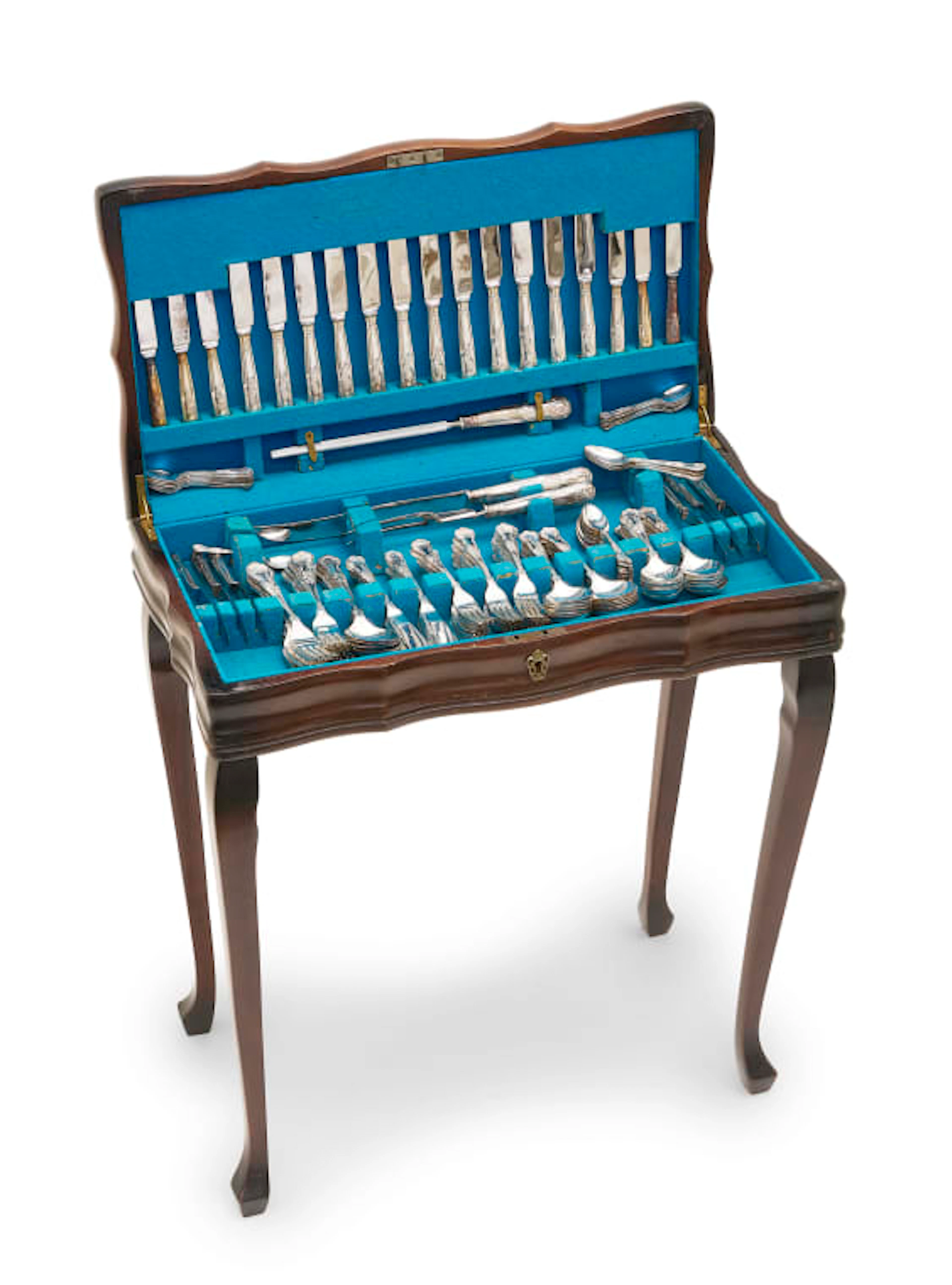 A canteen of Sheffield silver-plate Kings pattern flatware
