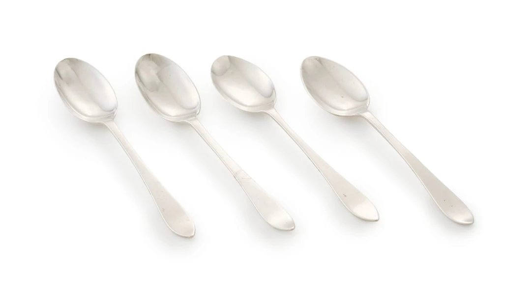 Three Edward VII silver teaspoons, William Hutton & Sons Ltd, London