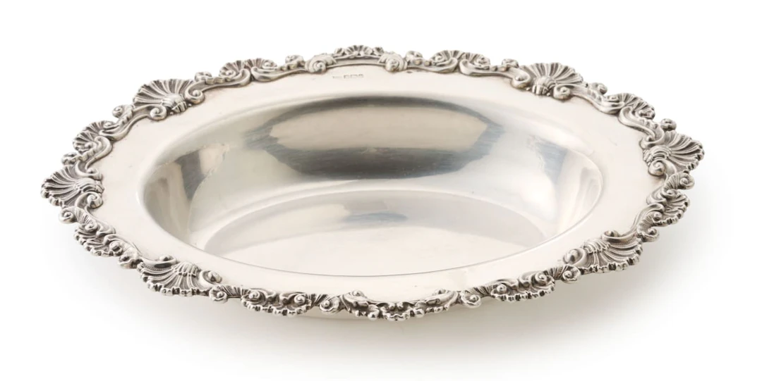 An Edward VII silver bowl, Mappin & Webb, Sheffield, 1902