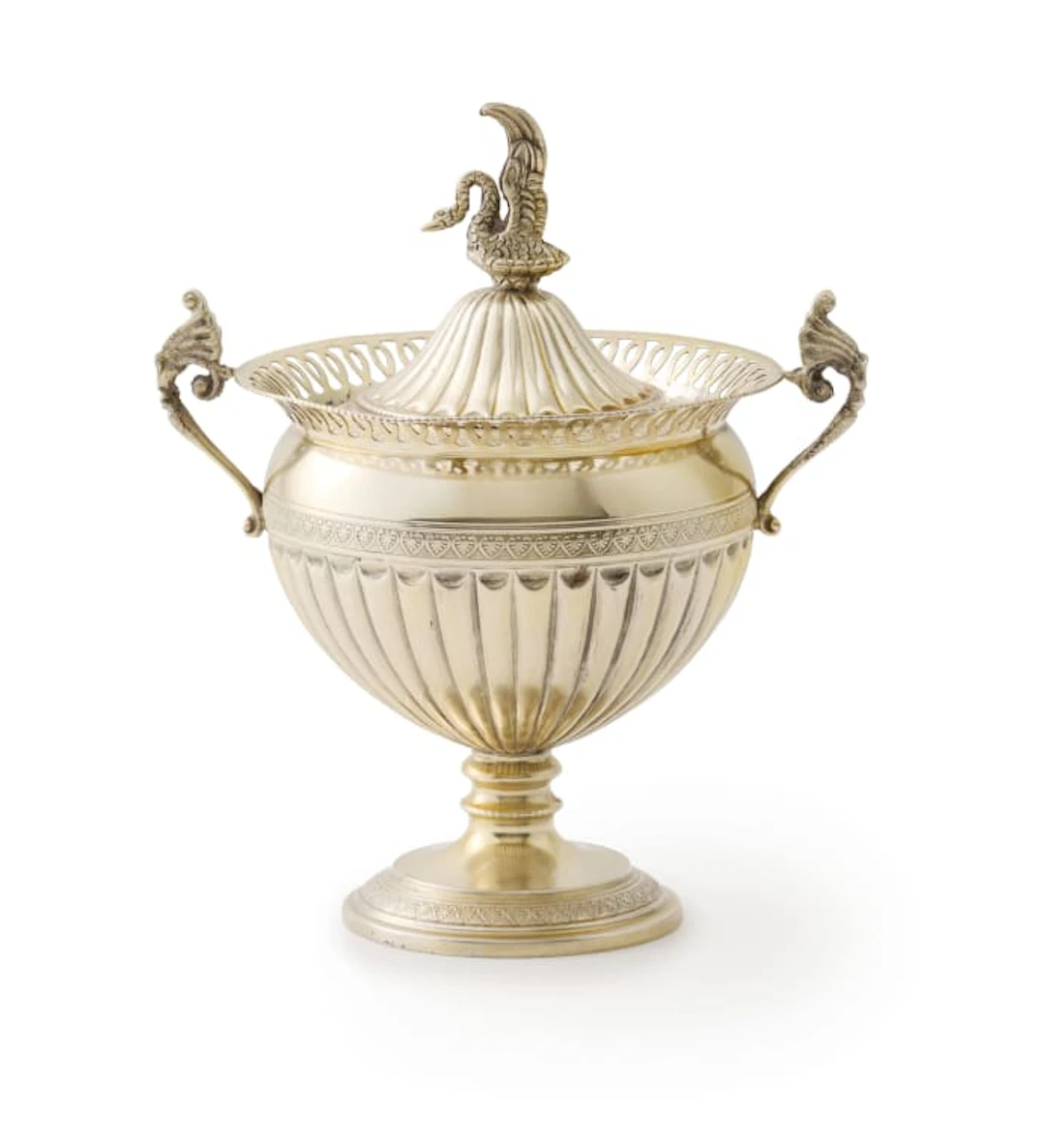 A silver-gilt sugar basin and cover. 800 standard