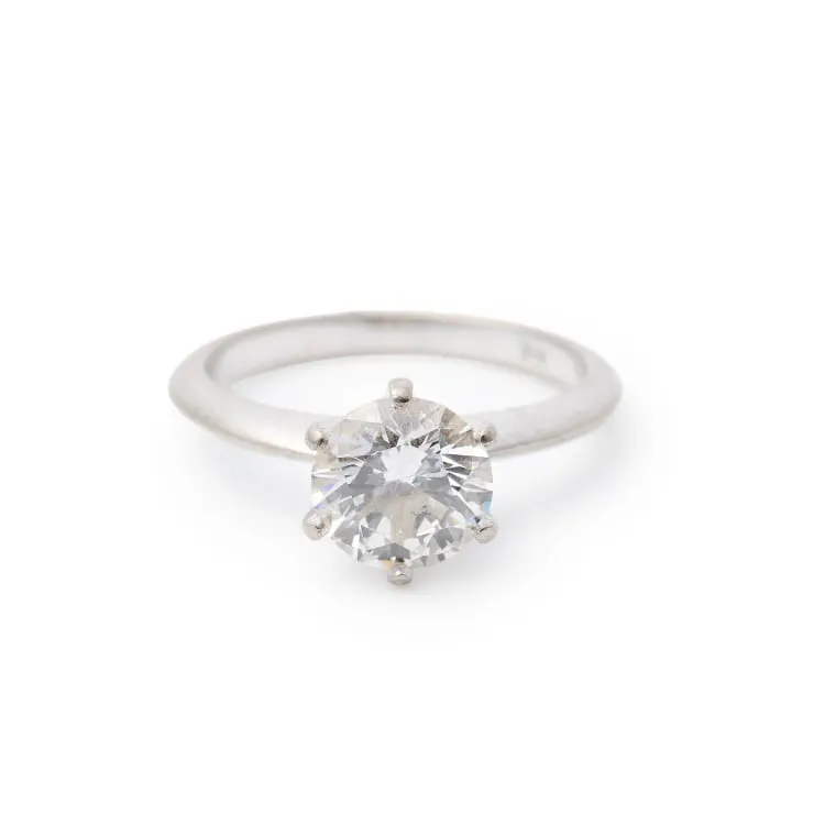 Diamond solitaire