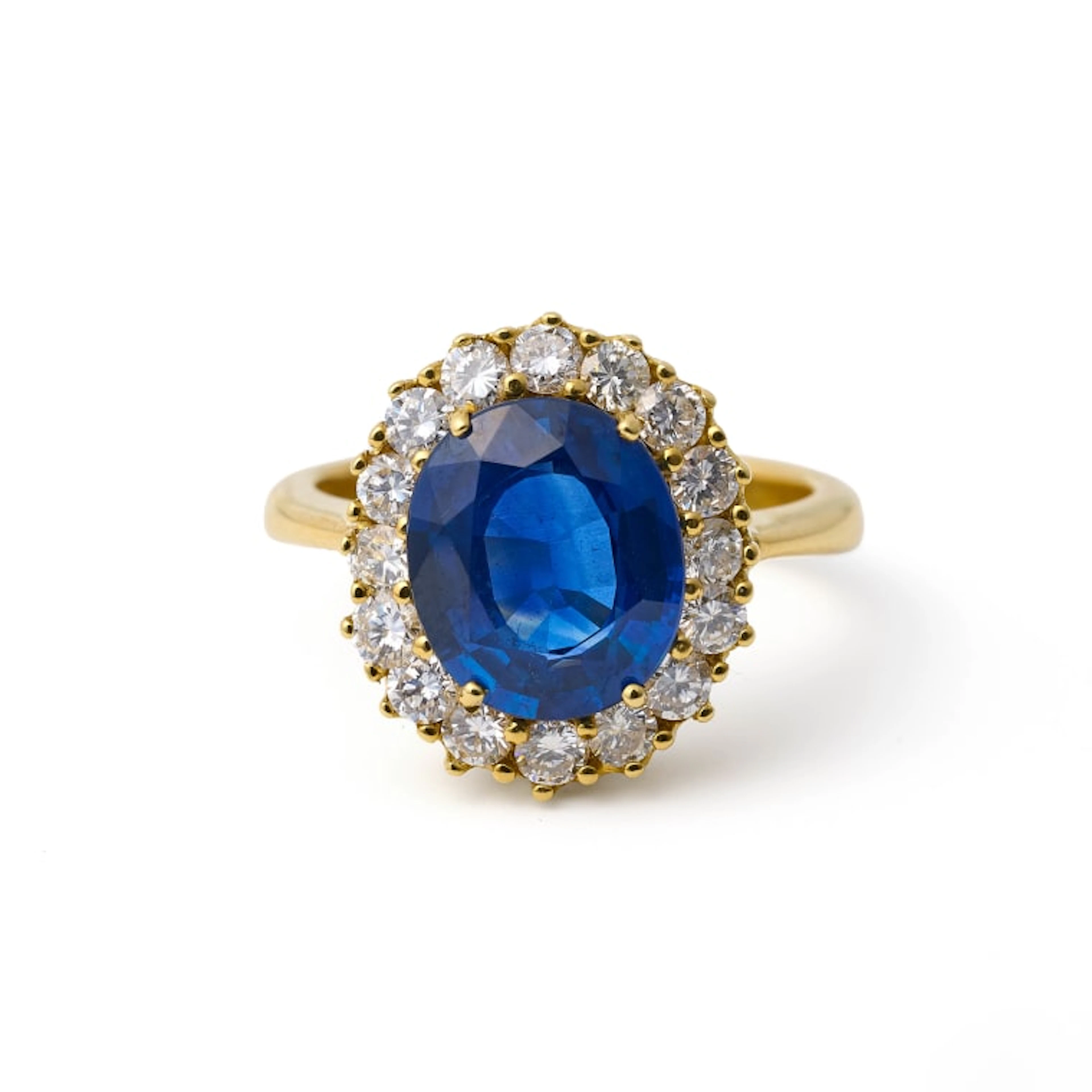 Sapphire cluster ring