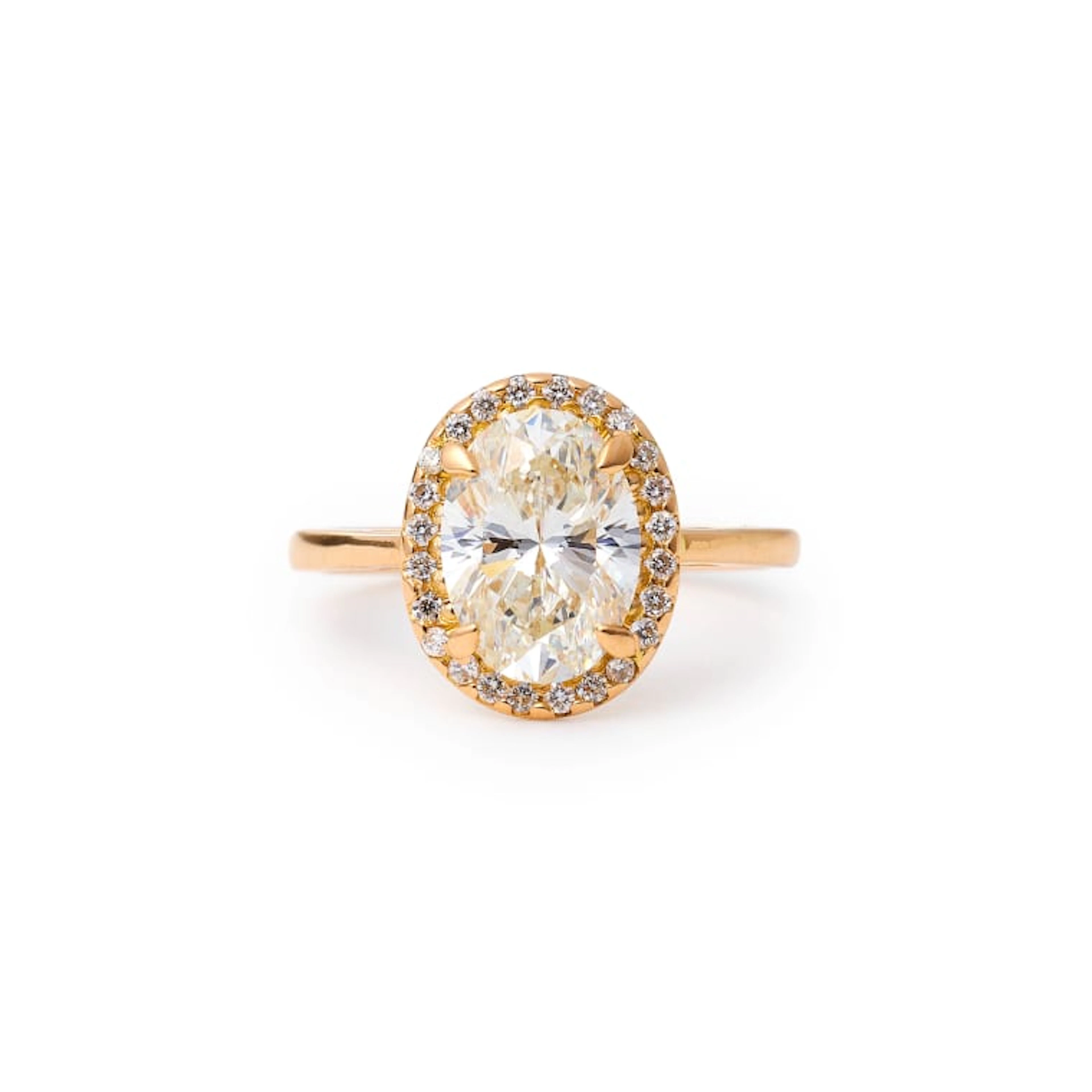 Diamond halo ring
