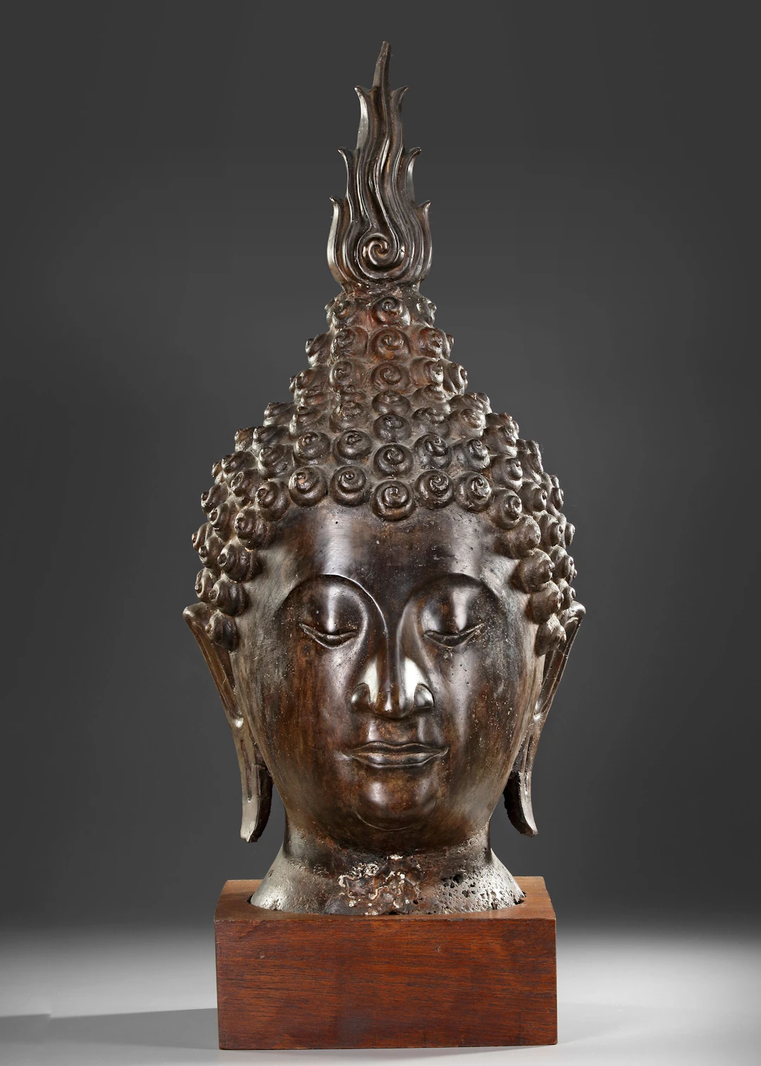 A BRONZE HEAD OF BUDDHA, THAILAND, 19TH CENTURY
