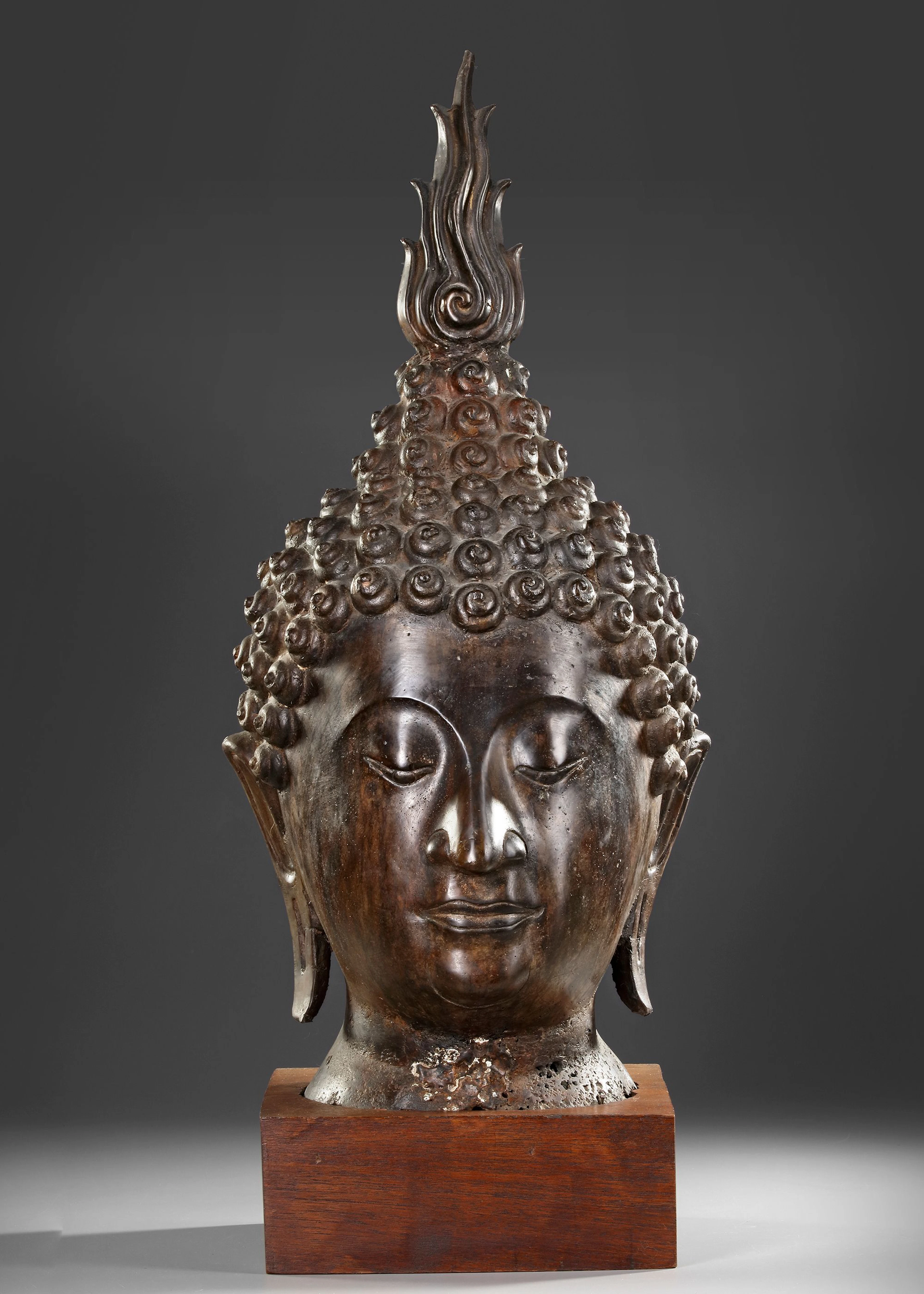 A BRONZE HEAD OF BUDDHA, THAILAND, 19TH CENTURY