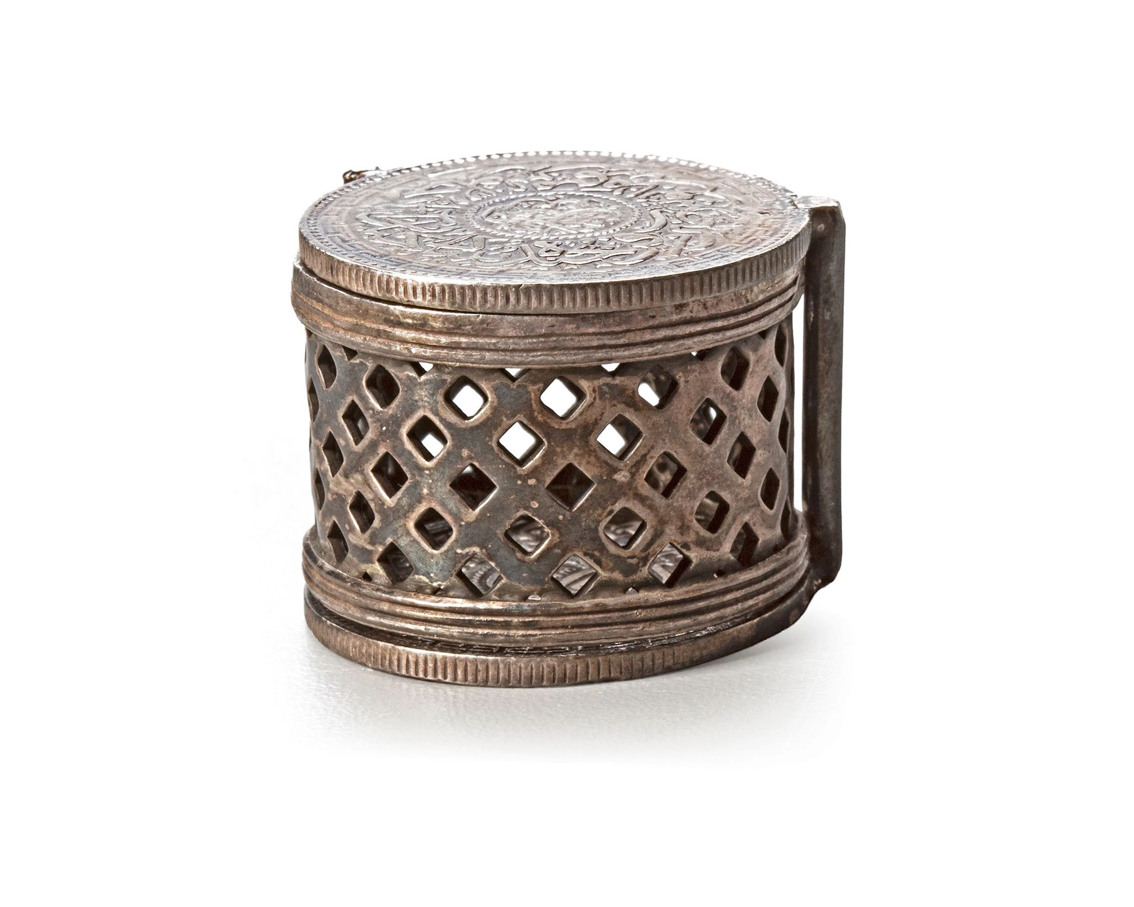 AN INDIAN SILVER INCENSE BURNER,19TH CENTURY