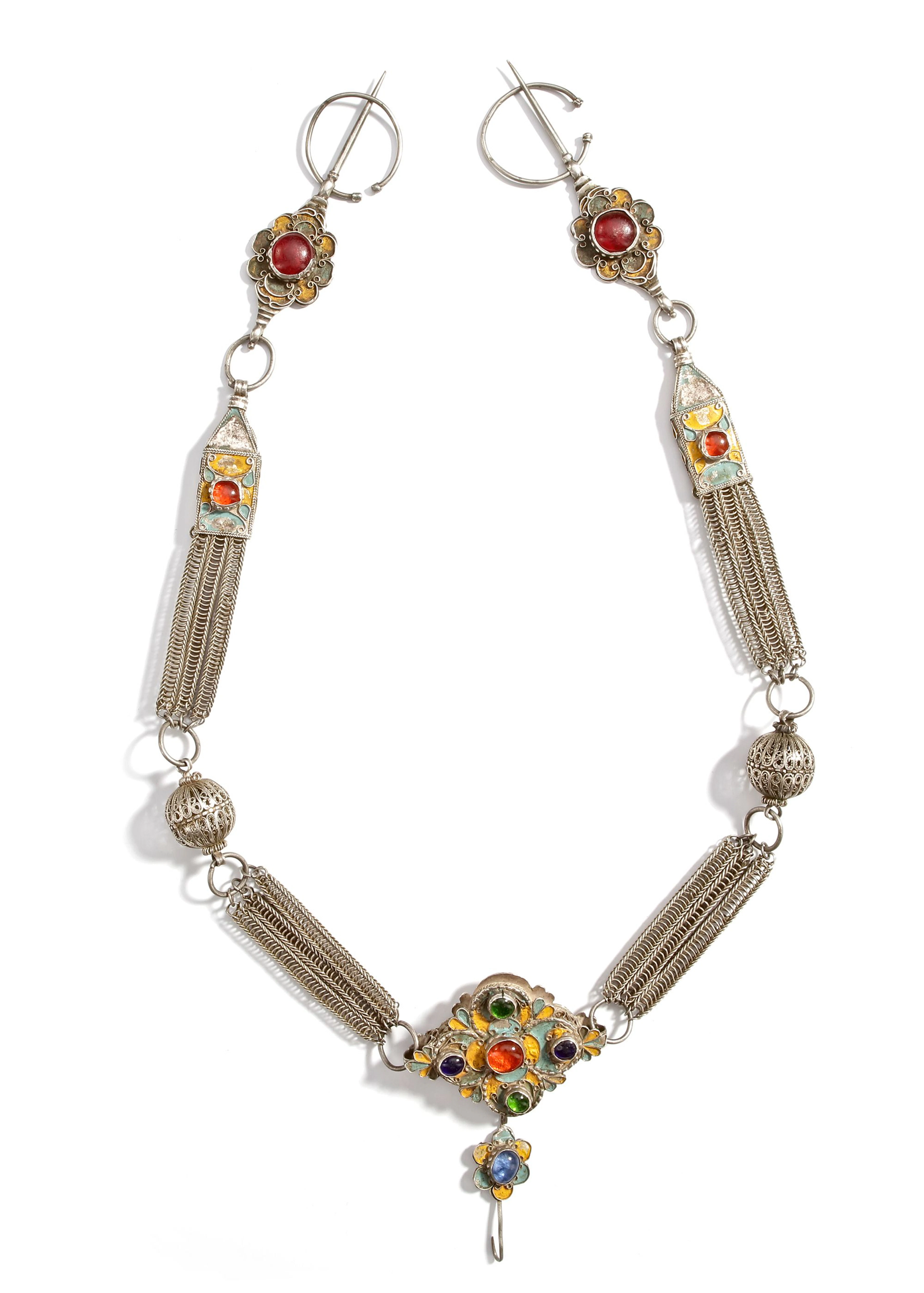 A SILVER NECKLACE, MOROCCO, 19TH CENTURY