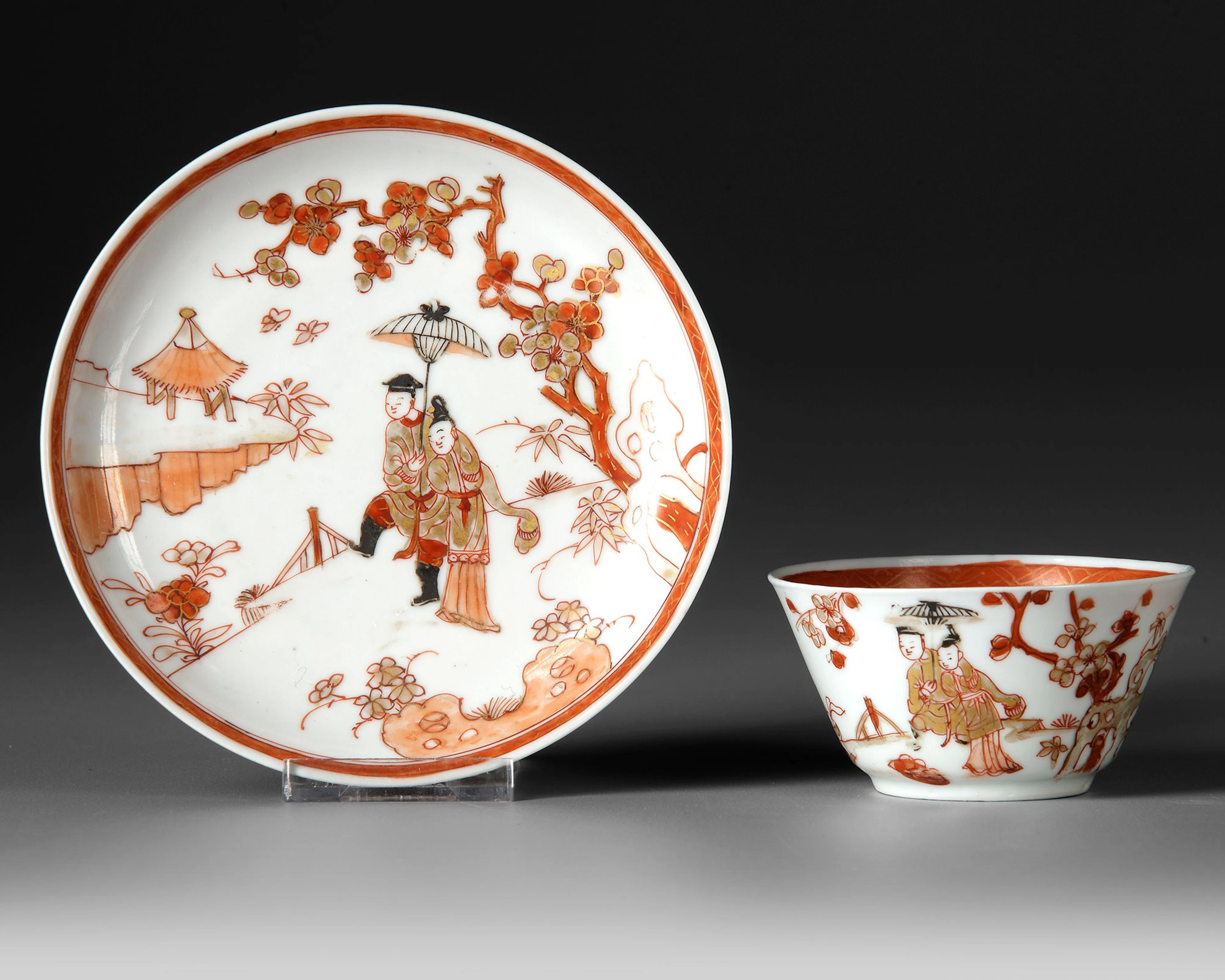 A CHINESE IMARI CUP AND SAUCER, KANGXI PERIOD