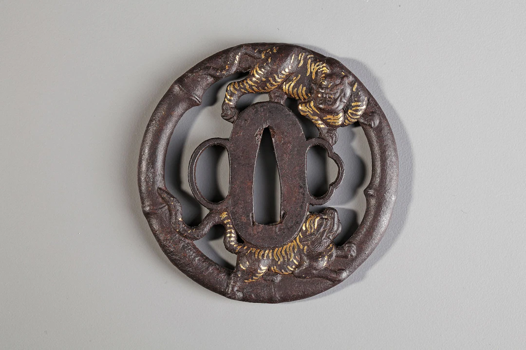 A JAPANESE TSUBA, EDO PERIOD (1615–1868)