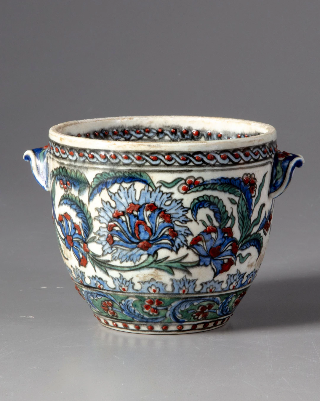 A KUTAHYA POTTERY BOWL, TURKEY-KUTAHYA, 19TH CENTURY