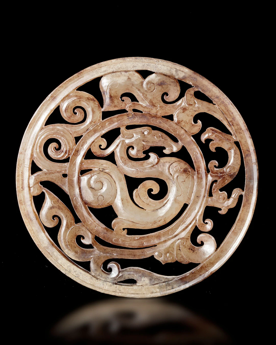 A DRAGON AND PHOENIX JADE BI, HAN DYNASTY (206 BC–220 AD)