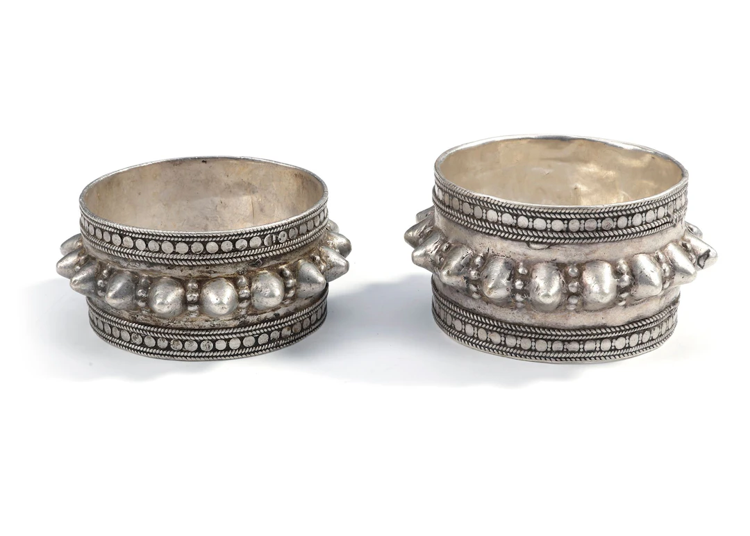 A PAIR OF SILVER BRACELETS, OMAN, 19TH CENTURY