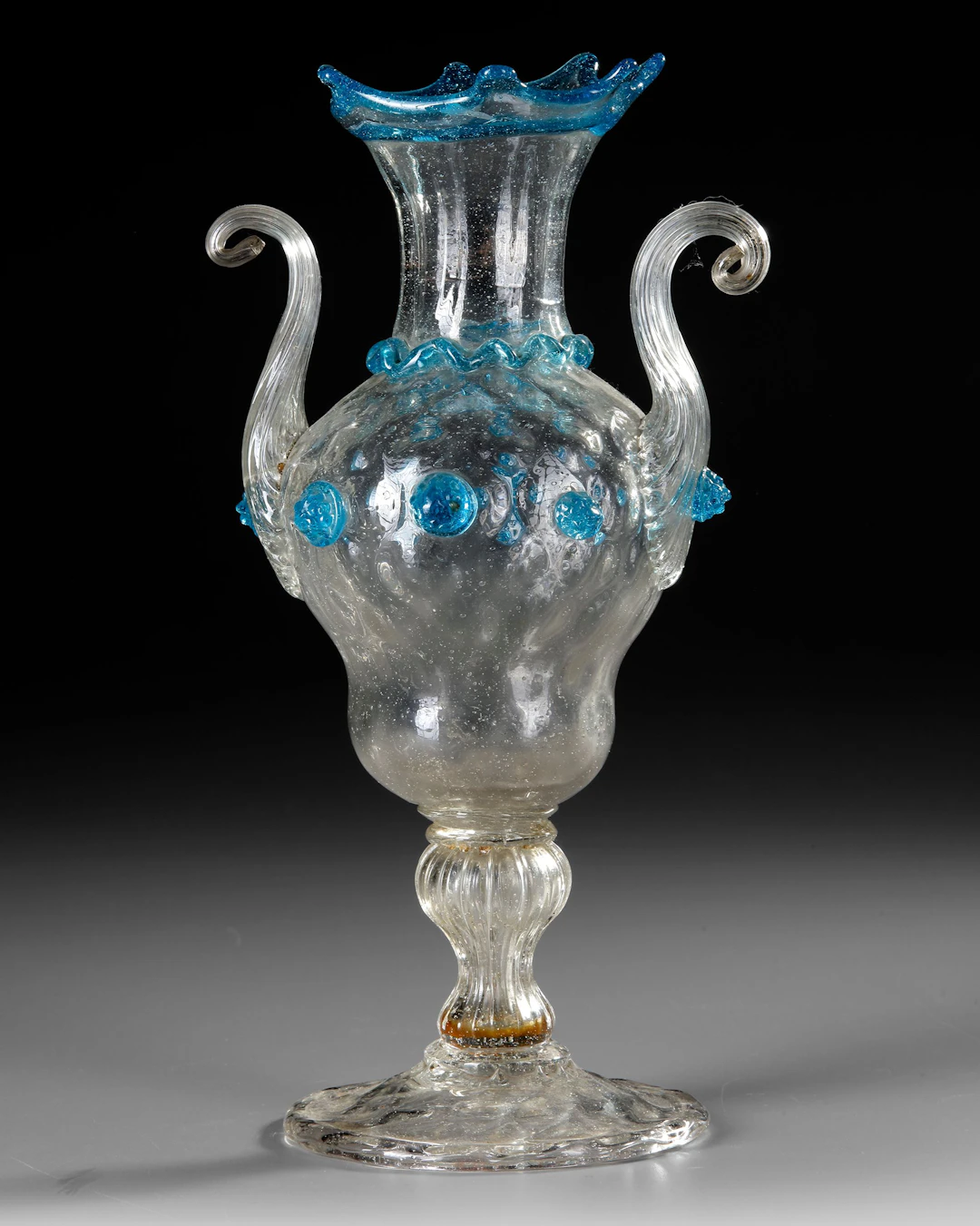 ITALIAN GLASS VASE VENICE, EARLY 17TH CENTURY