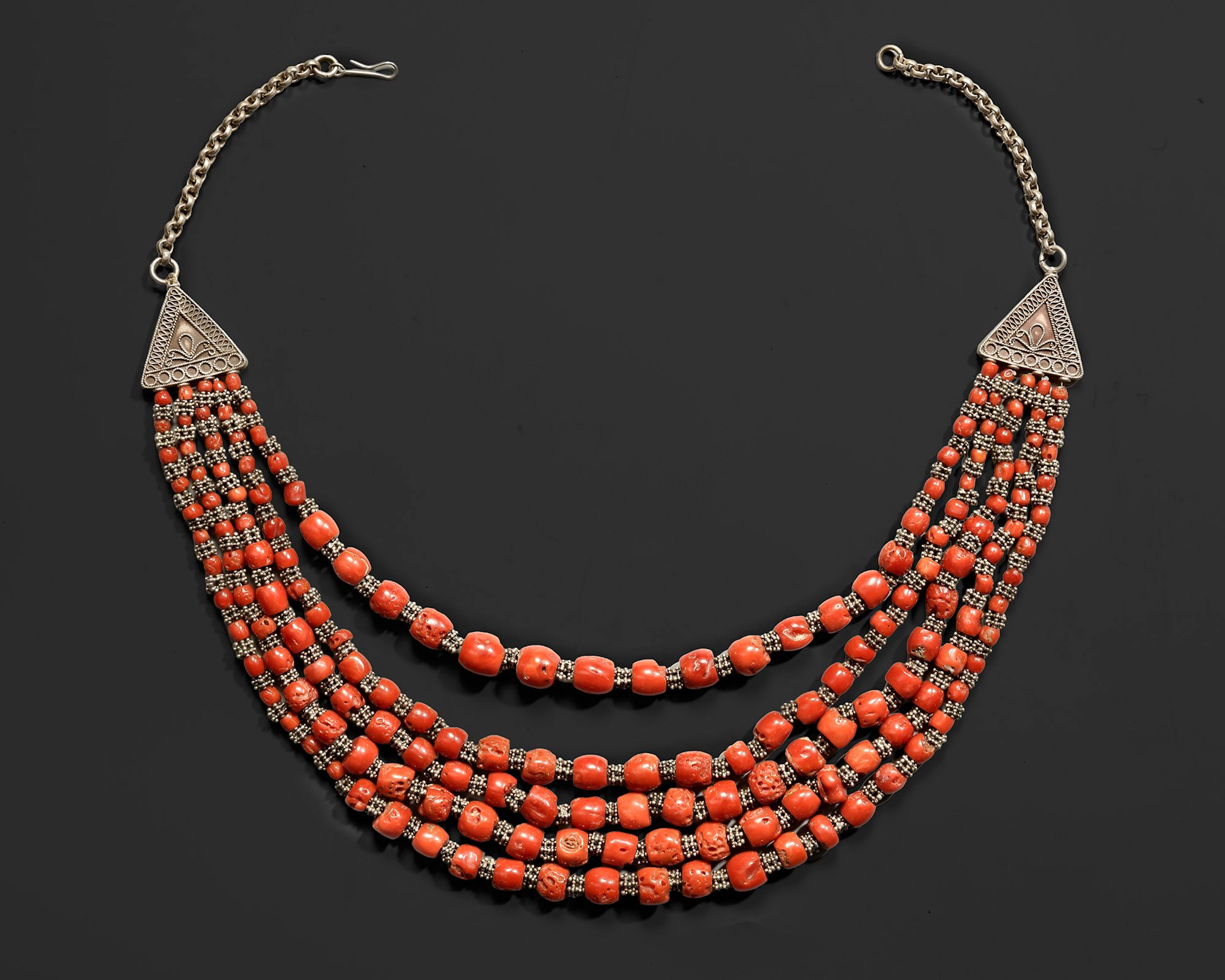 A SILVER AND CORAL NECKLACE,YEMEN, 19TH CENTURY