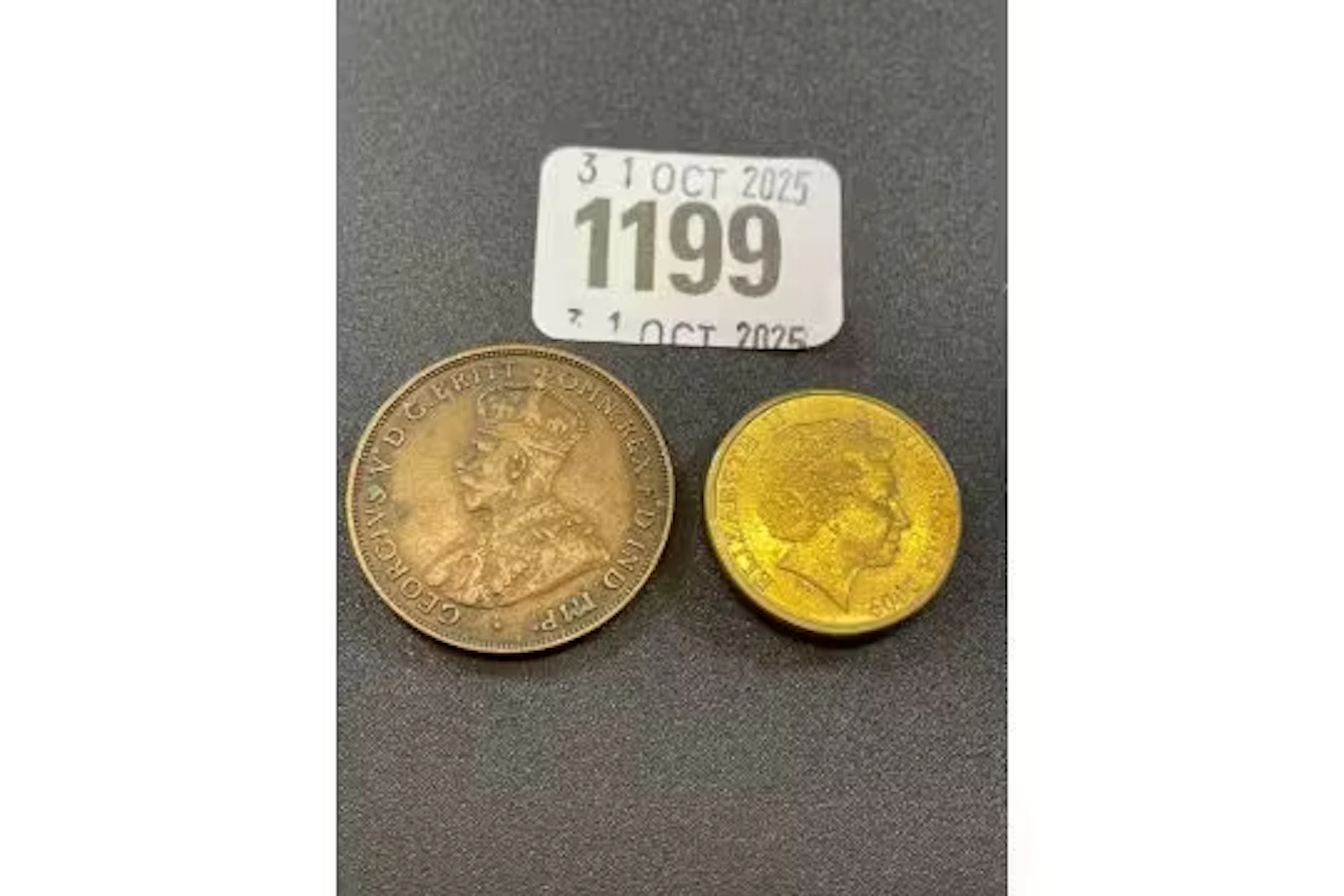 Australian George V one penny 1917, 2009 Australian Queen Elizabeth dollar