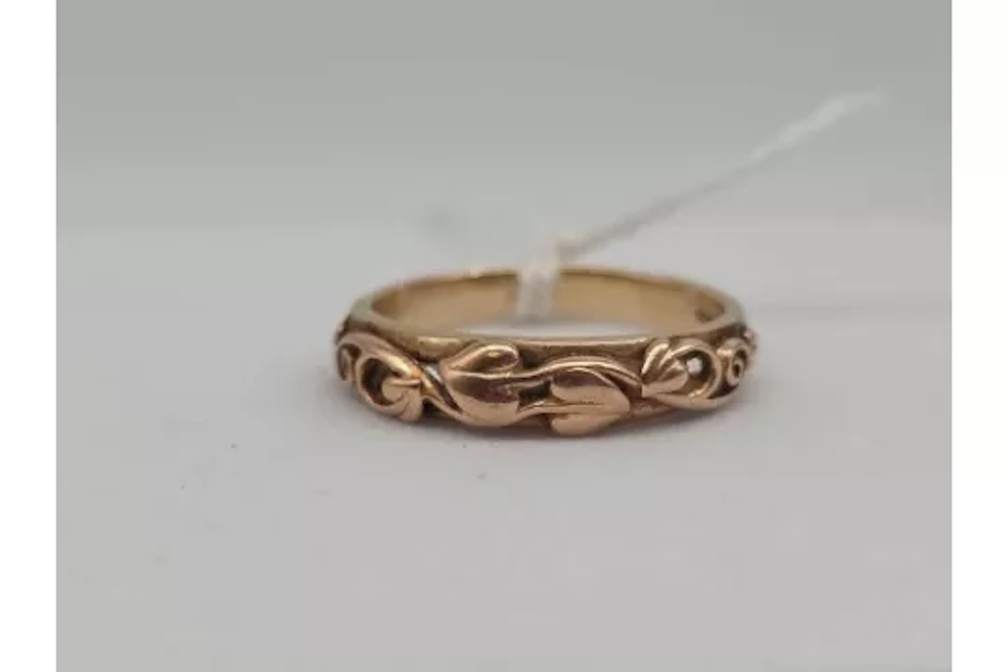 A Clogau ring 9ct size U 4.2 gms