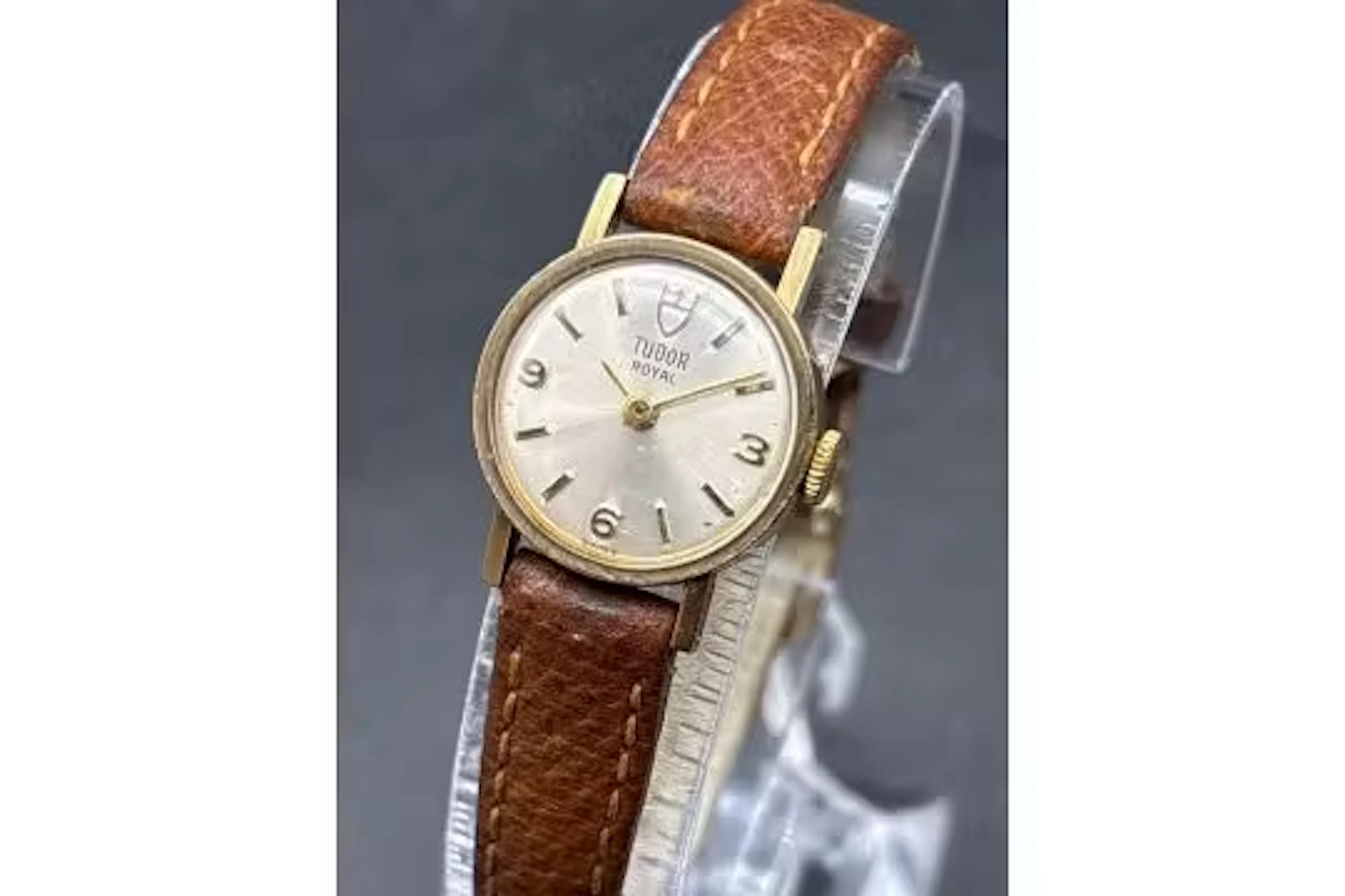 A ladies TUDOR ROLEX wrist watch 9ct