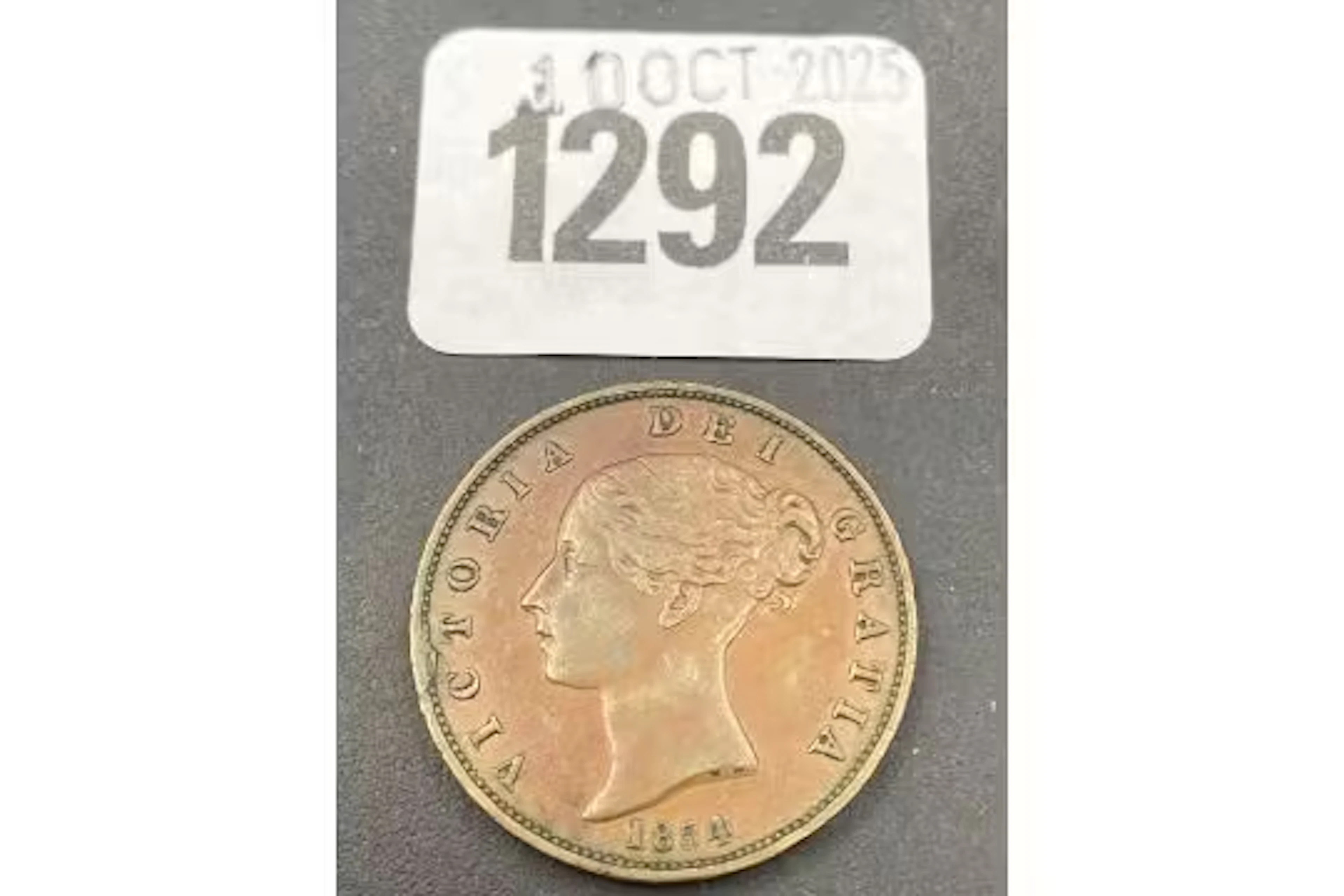 Half penny 1854, better grade