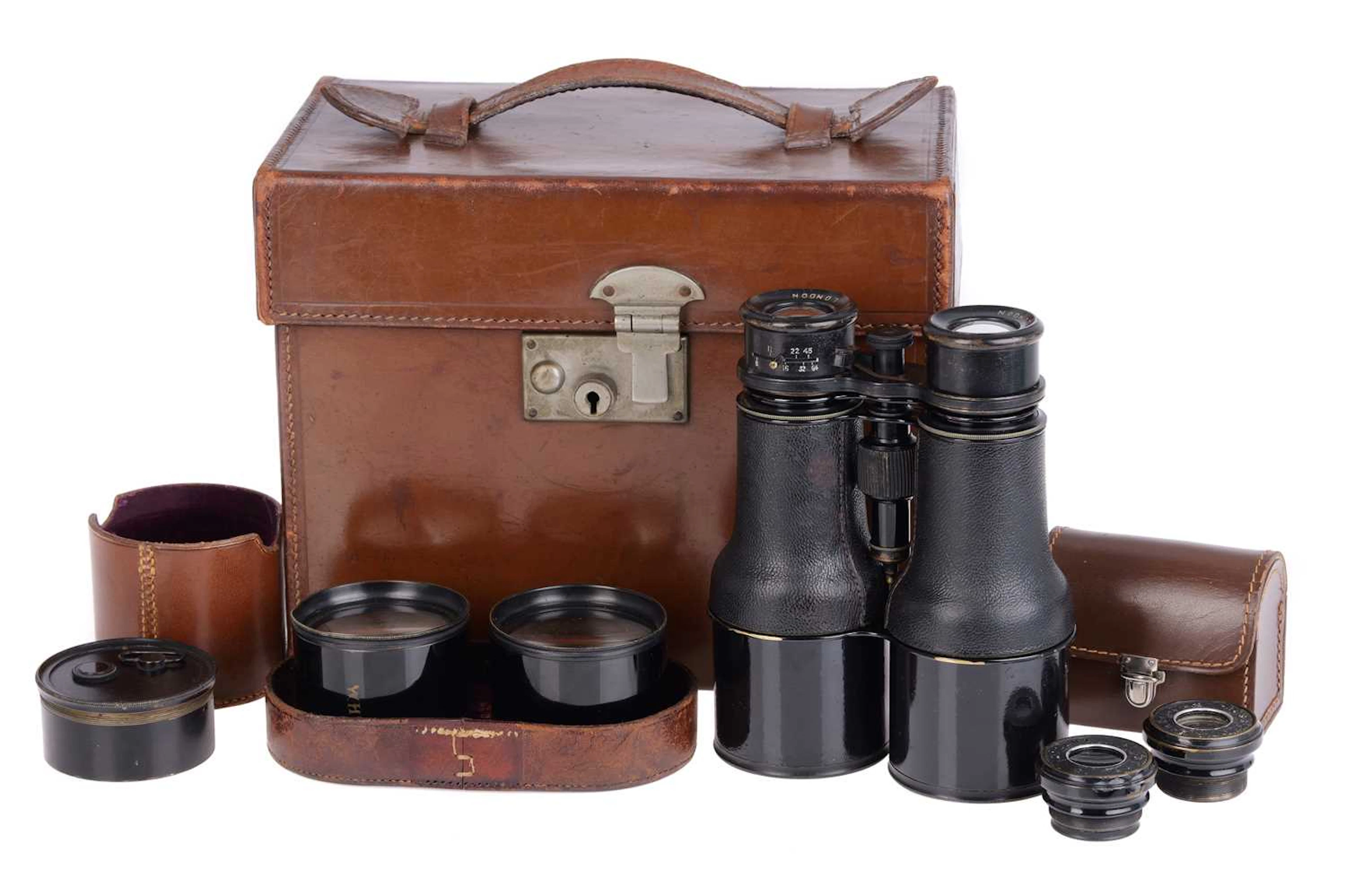 A Ross Photoscope Binocular Camera