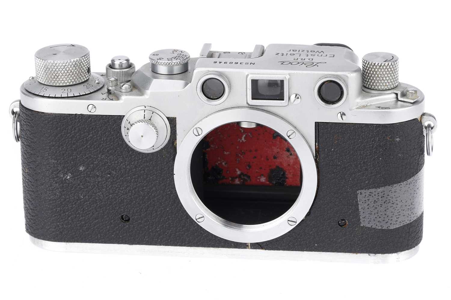 A Leica IIIc 35mm Rangefinder Camera Body